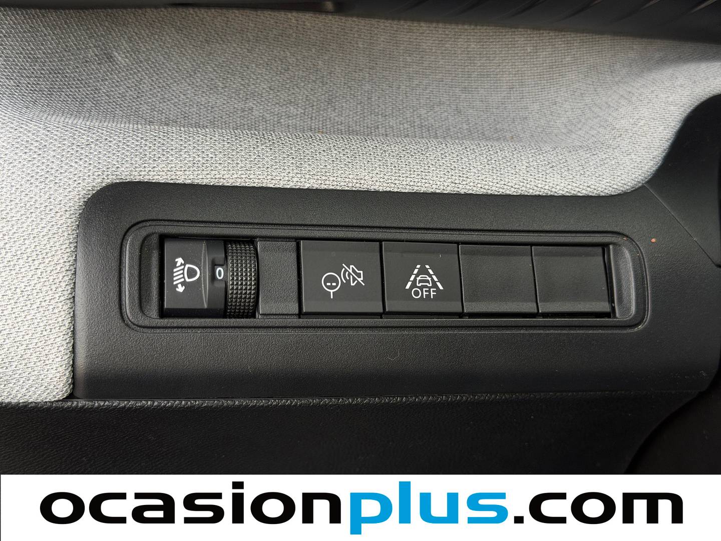 Acabados Citroën C3 Aircross Citroën C3 Aircross Hybrid 145 Plus e-DCS6 (145 CV)