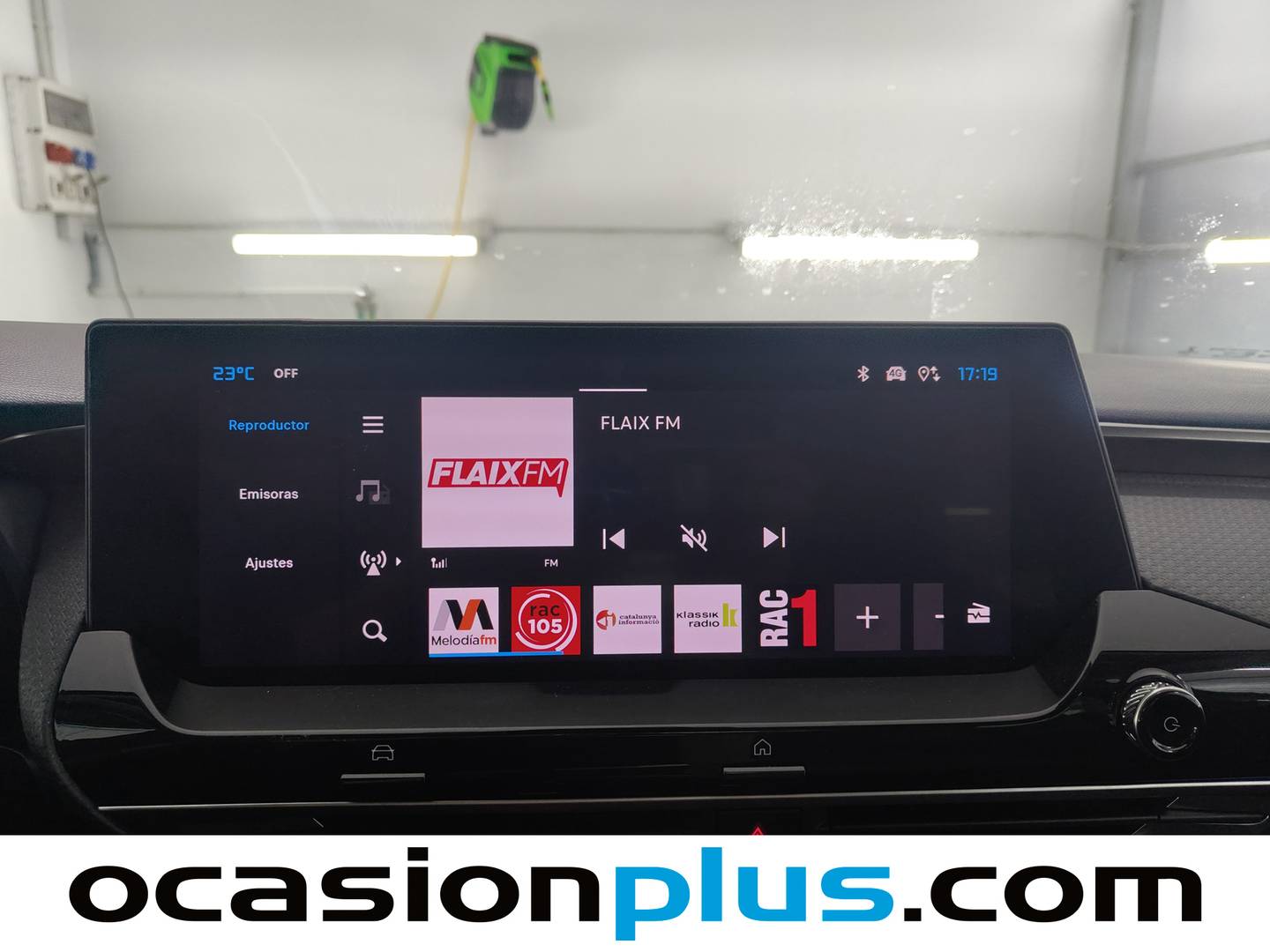 Foto Citroën C5 X Citroen C5 X PureTech 130 S&S Plus EAT8 (130 CV)