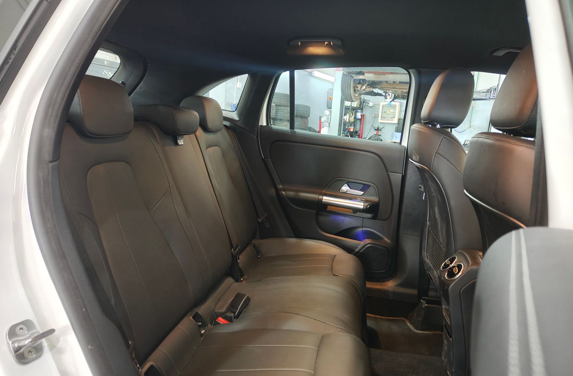 Mercedes-Benz GLA 200 - foto 20