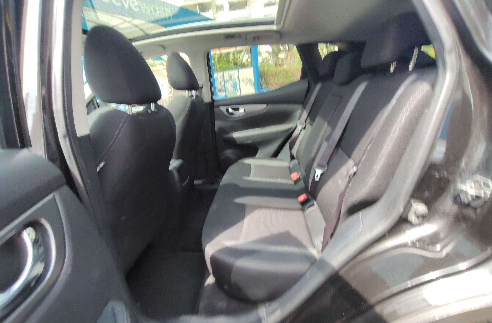 Nissan Qashqai DIG-T 160 N-Connecta 4x2 DCT - foto 12