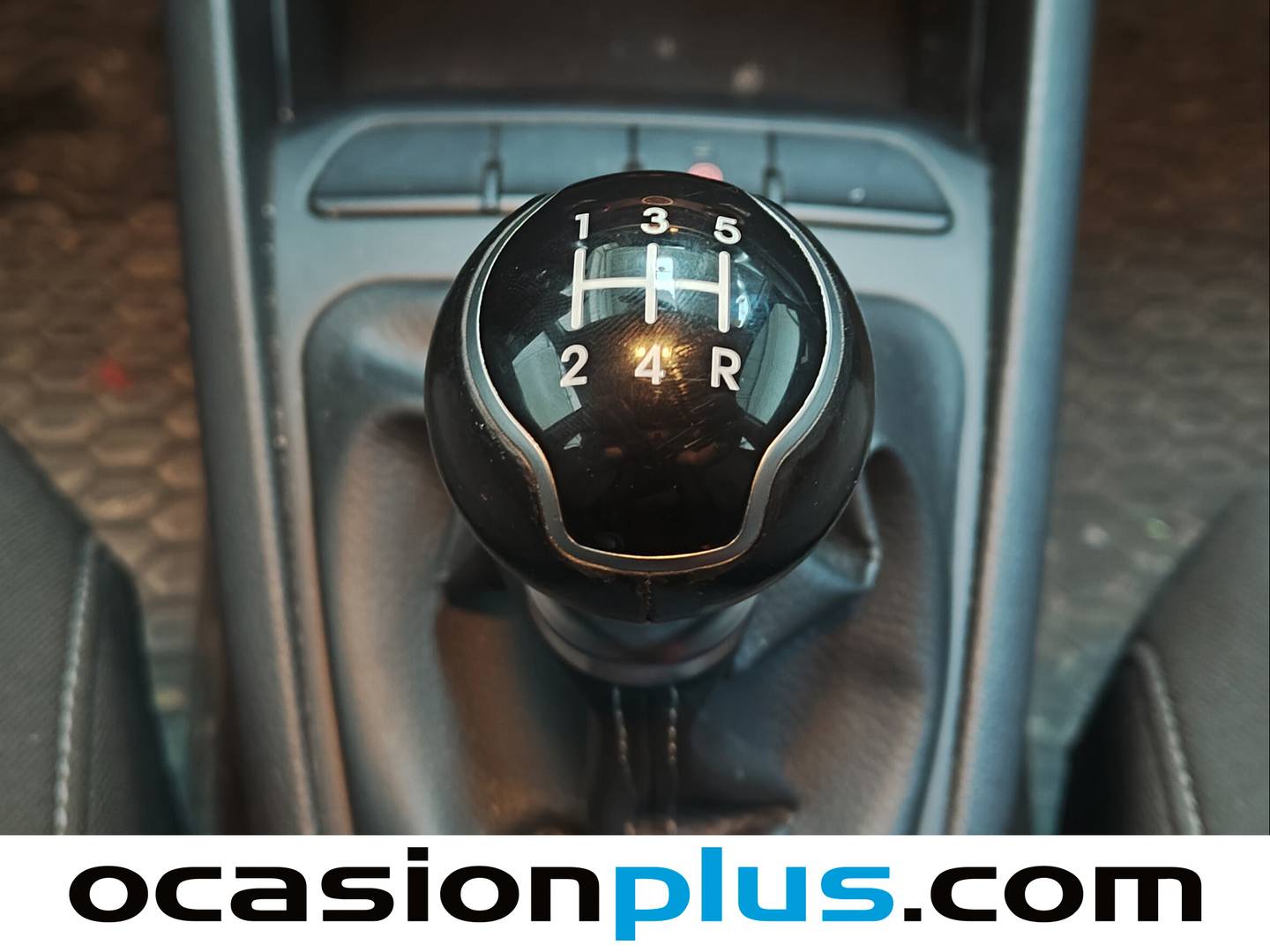 KIA Stonic Kia Stonic 1.2 CVVT Concept Eco-Dynamic (84 CV) de segunda mano