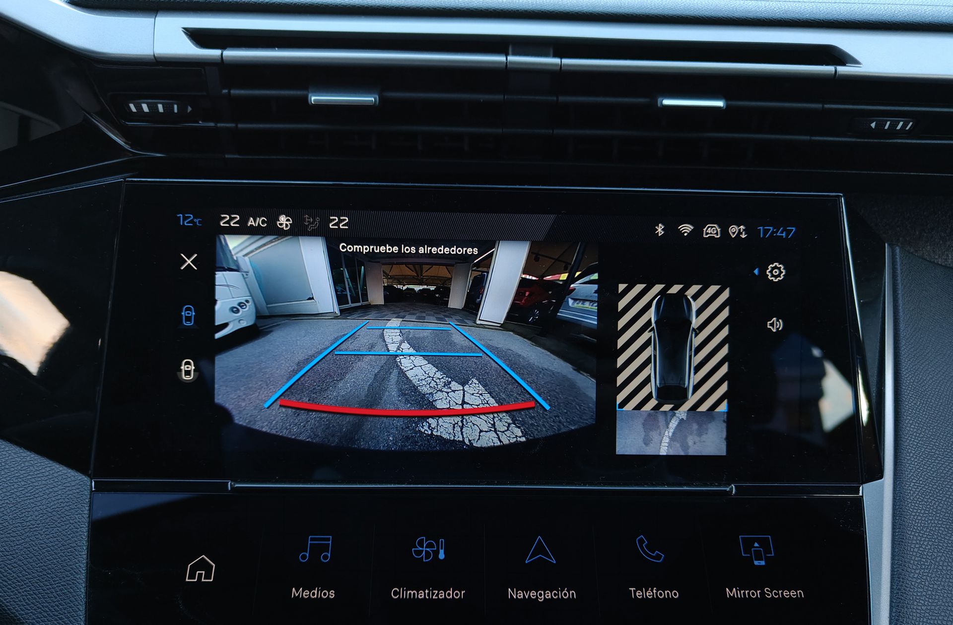 Peugeot 408 PureTech 130 Allure EAT8 - foto 9