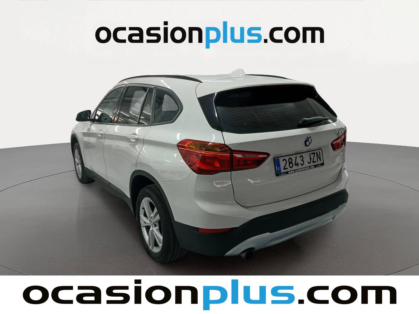 Foto trasera BMW X1 BMW X1 sDrive18i (136 CV) izquierda