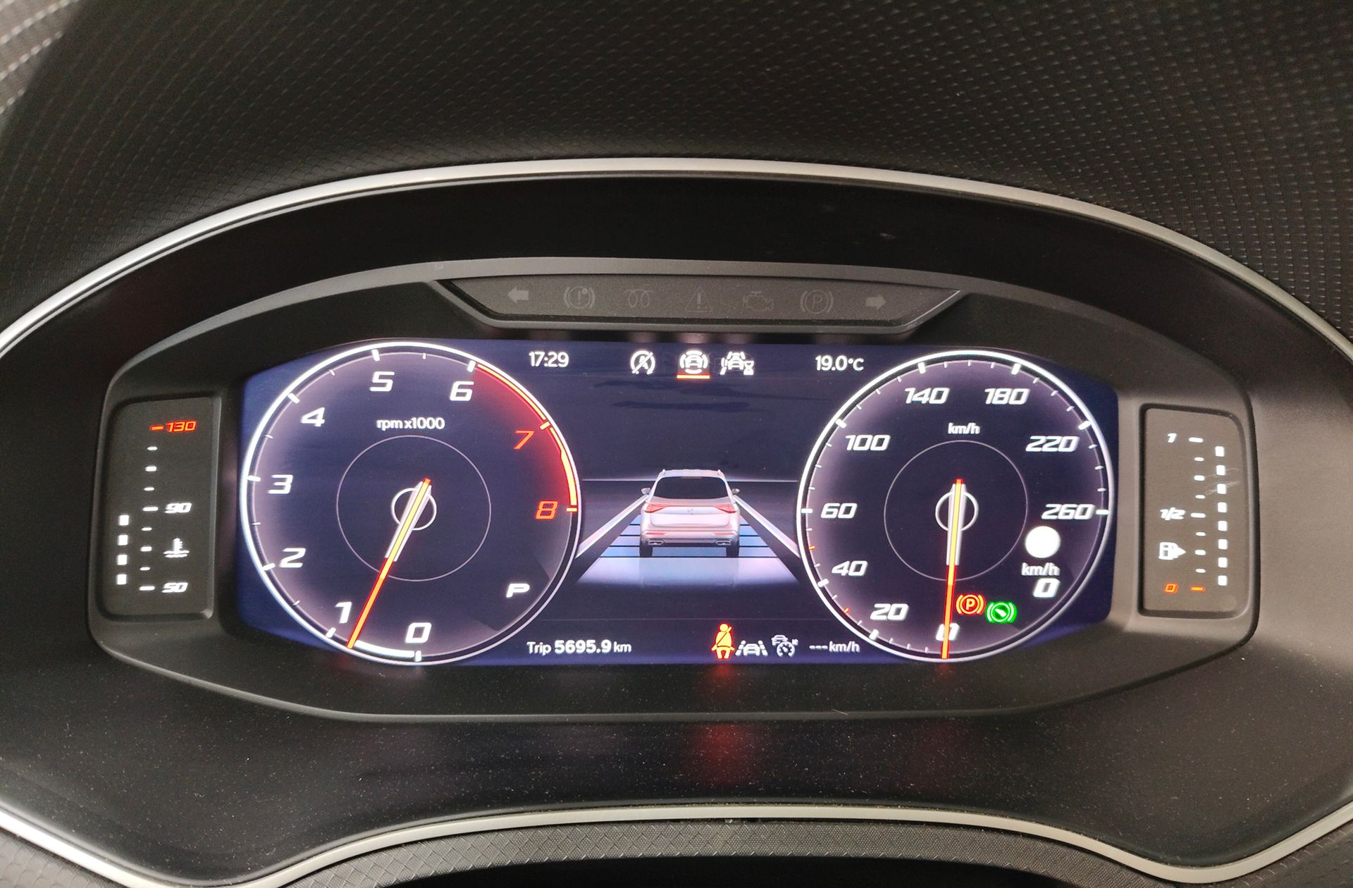 SEAT Arona 1.5 TSI FR Special Edition DSG - foto 27