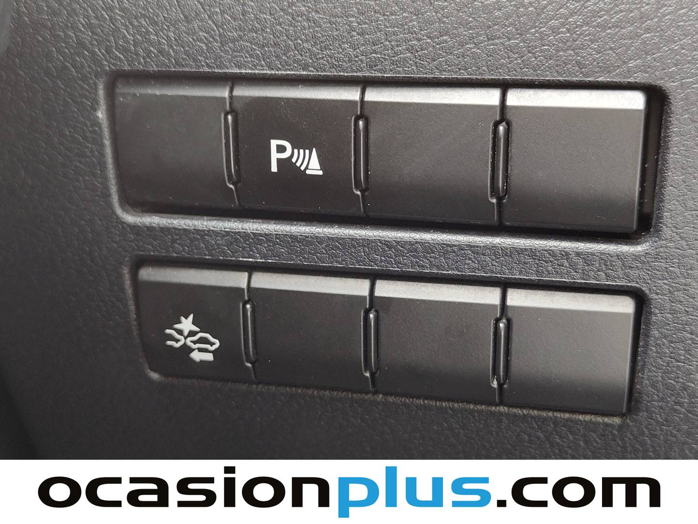 Acabados Lexus NX Lexus NX 300h Executive 4WD (197 CV)