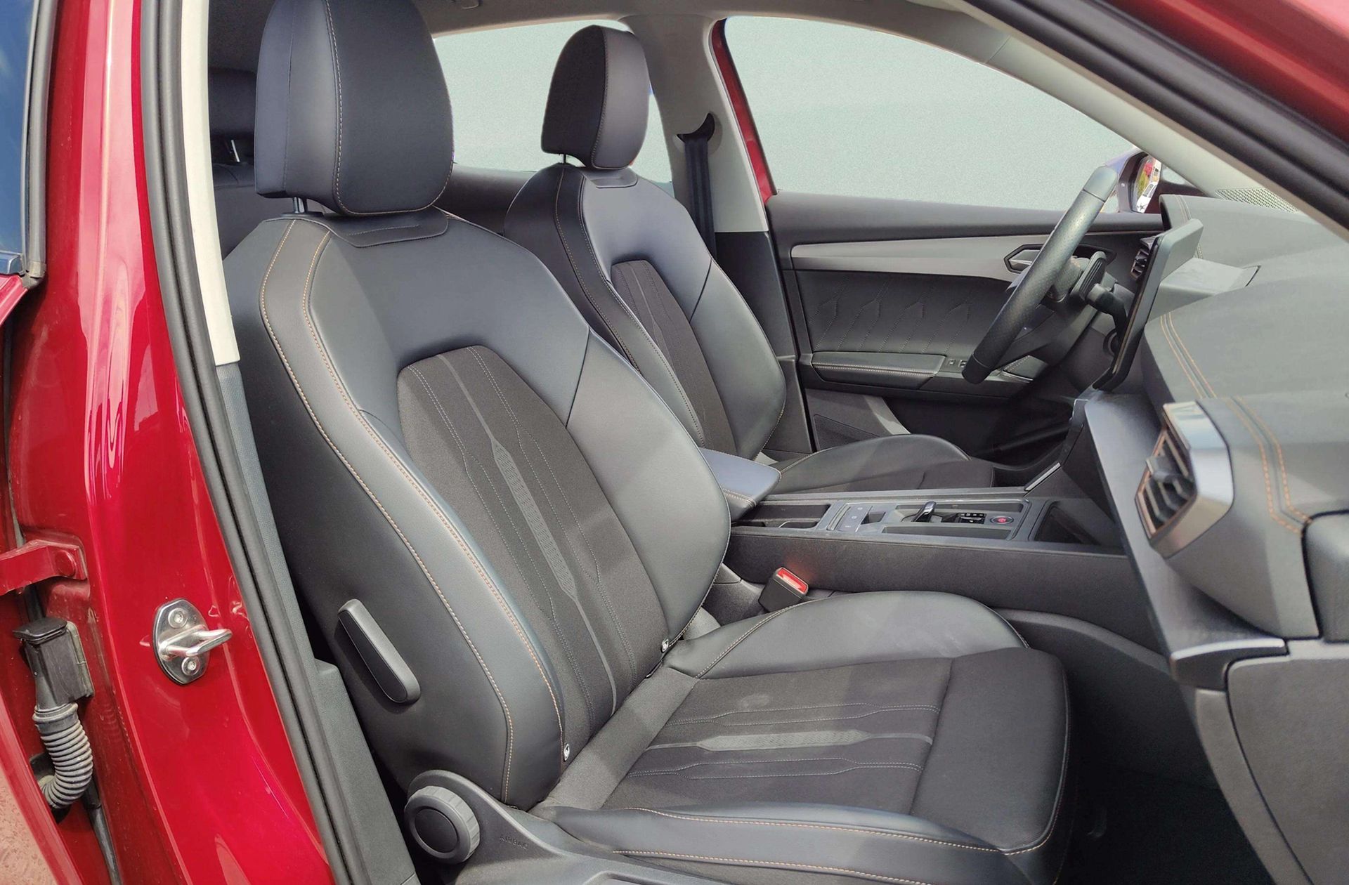 Cupra Formentor 1.5 TSI DSG - foto 18