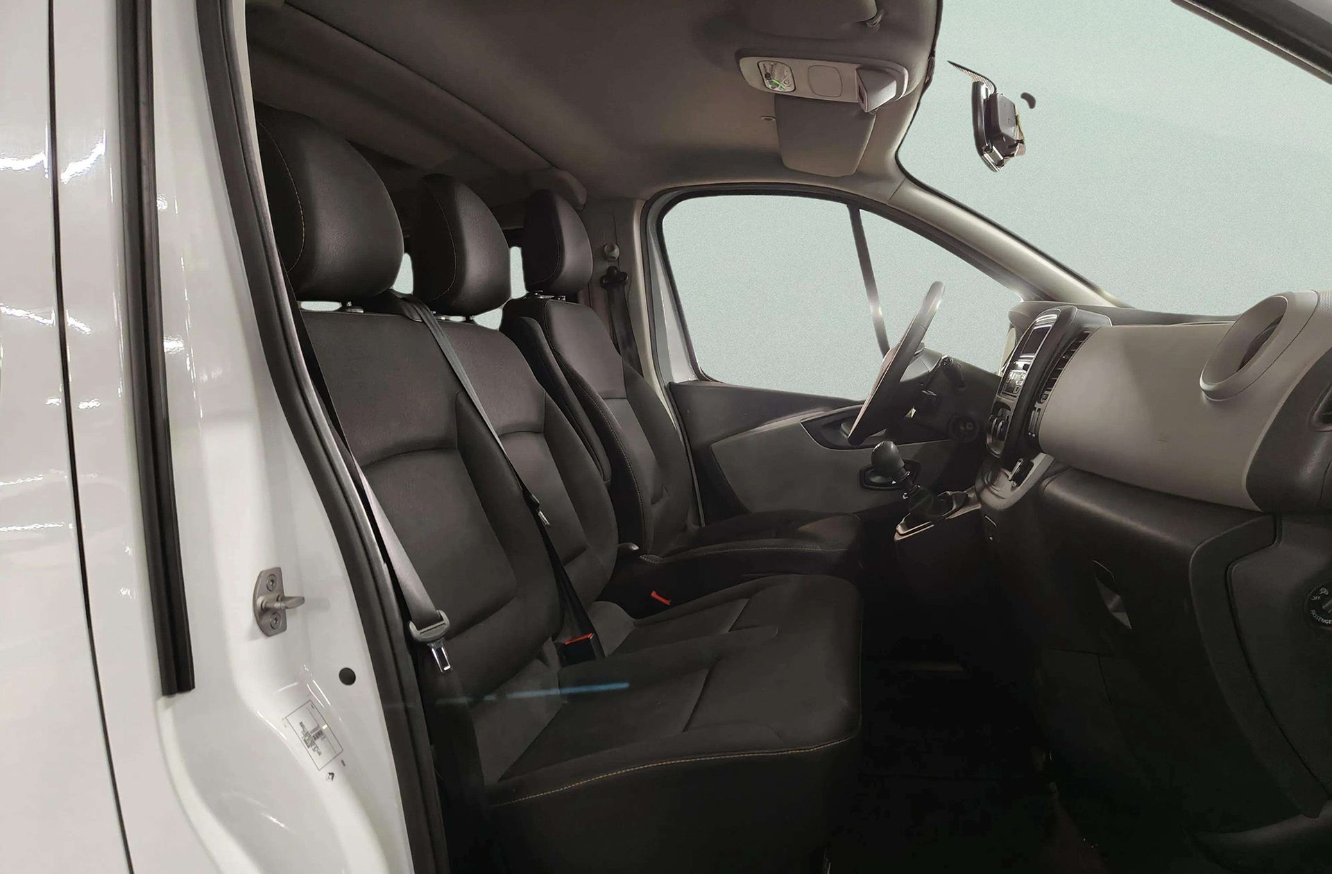Renault Trafic dCi 125 Combi Energy 9 plazas - foto 16