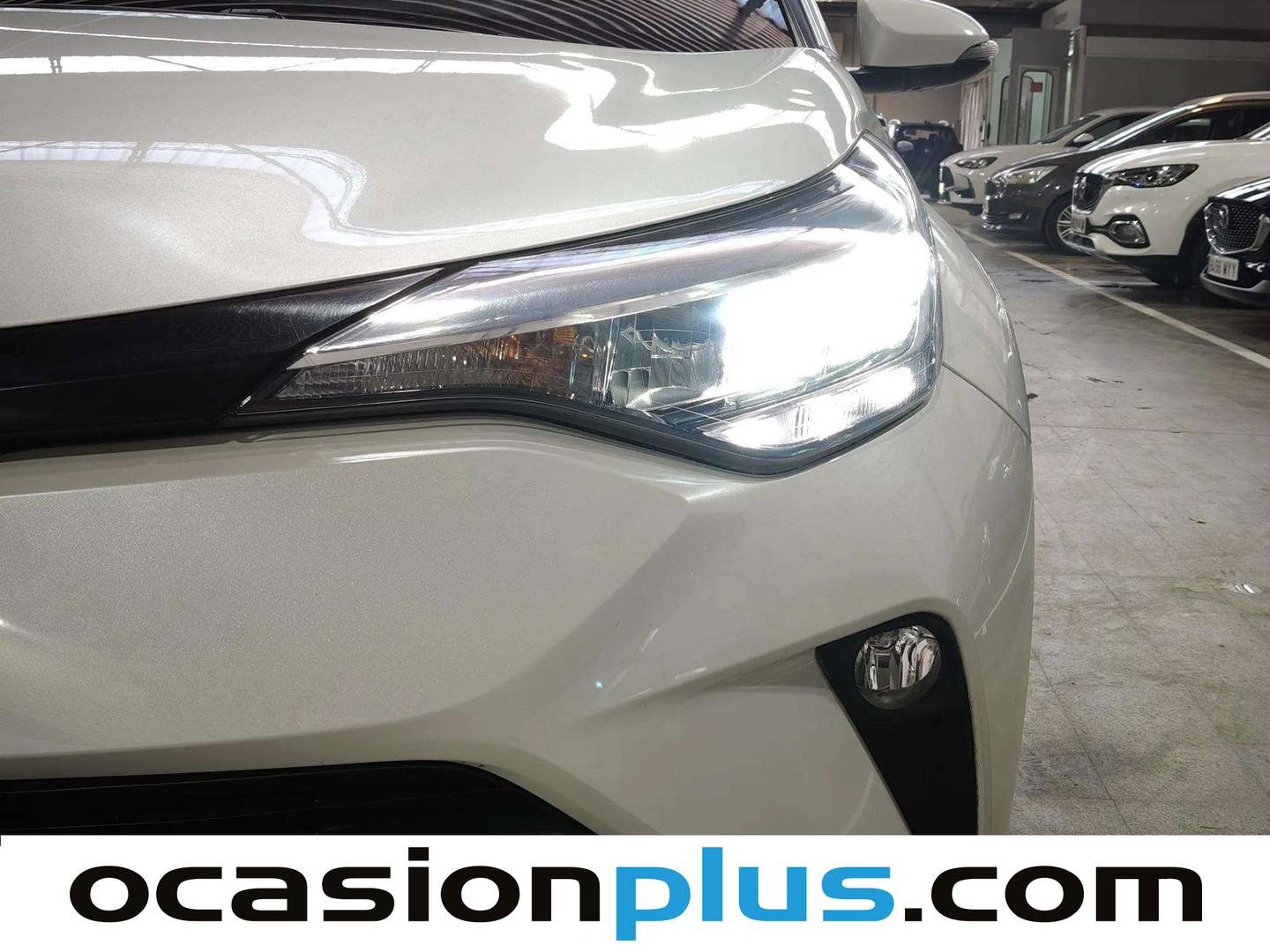 Extras del Toyota C-HR Toyota C-HR 1.8 125H Advance (122 CV)