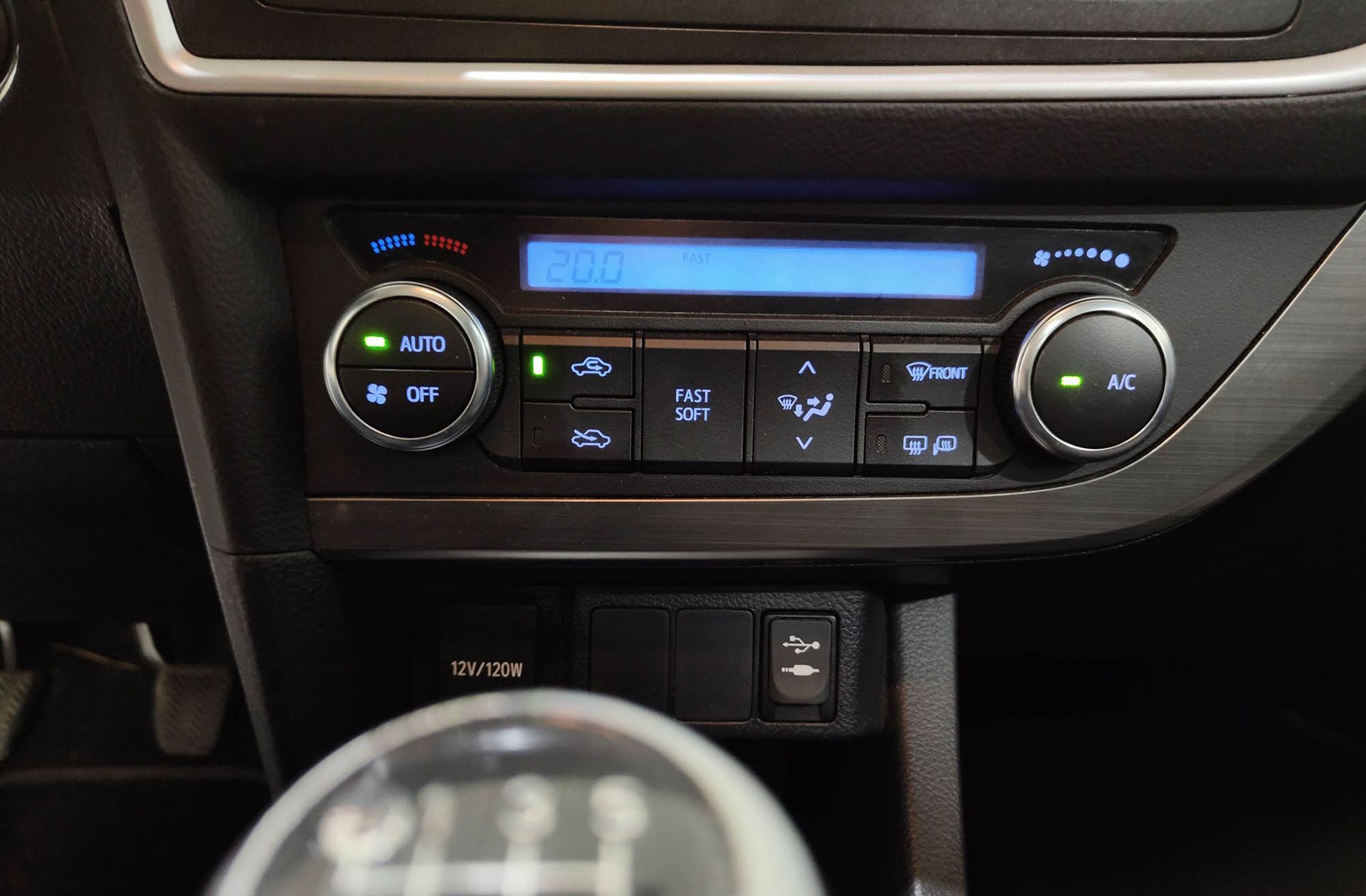 Toyota Auris 130 Touring Sports Active - foto 27
