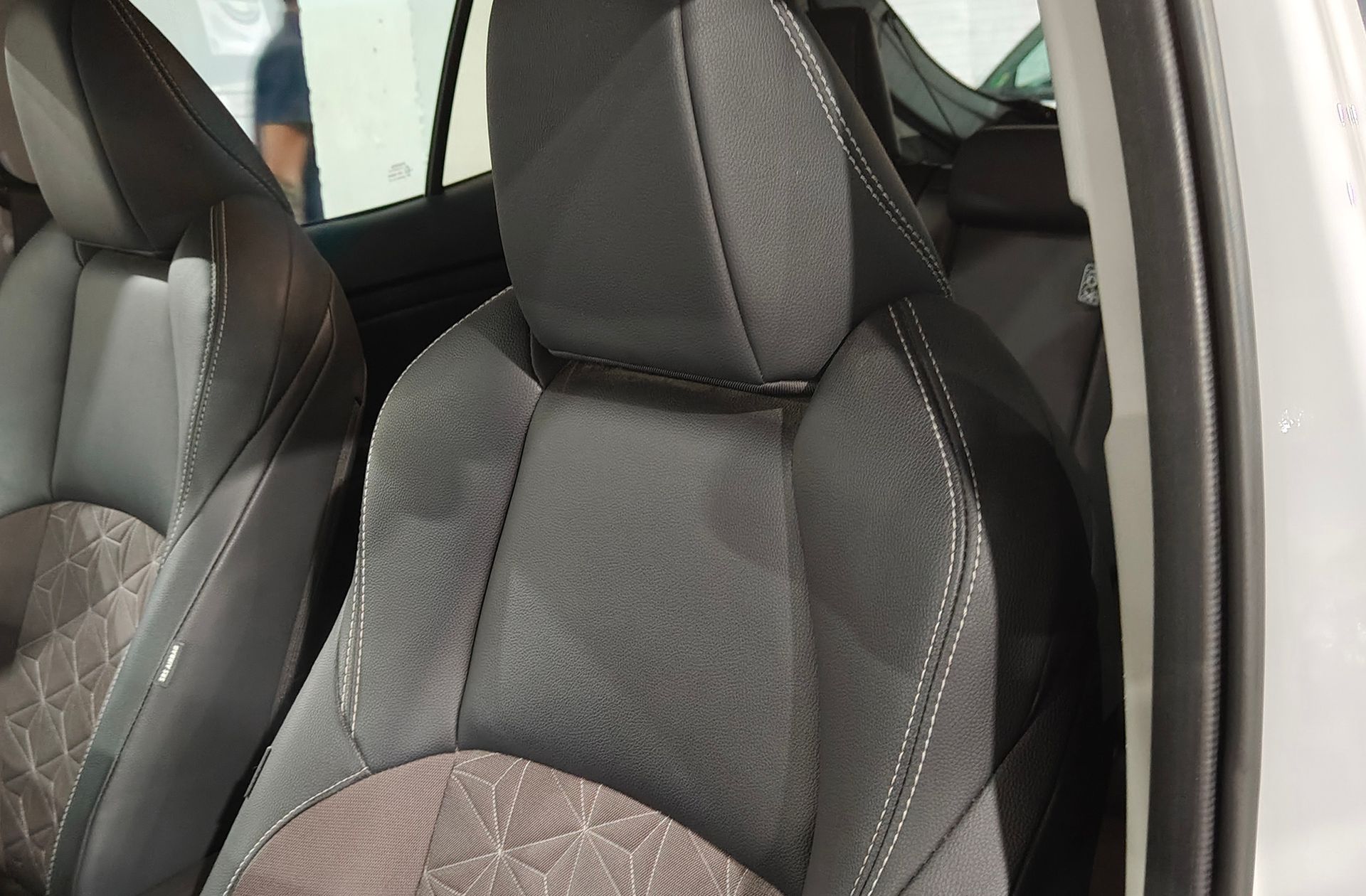 Toyota Yaris Cross 120H Style - foto 12