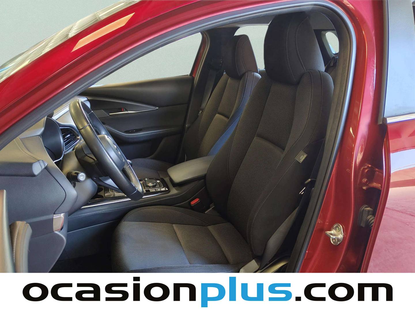 Foto asientos delanteros Mazda CX-30 Mazda CX-30 2.0 Skyactiv-X Evolution 2WD (186 CV)