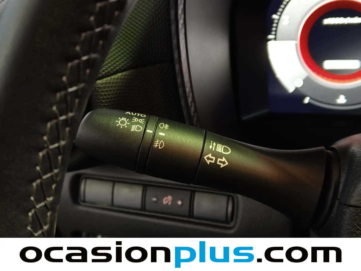 Foto Nissan JUKE Nissan Juke DIG-T N-Connecta 4x2 (114 CV)