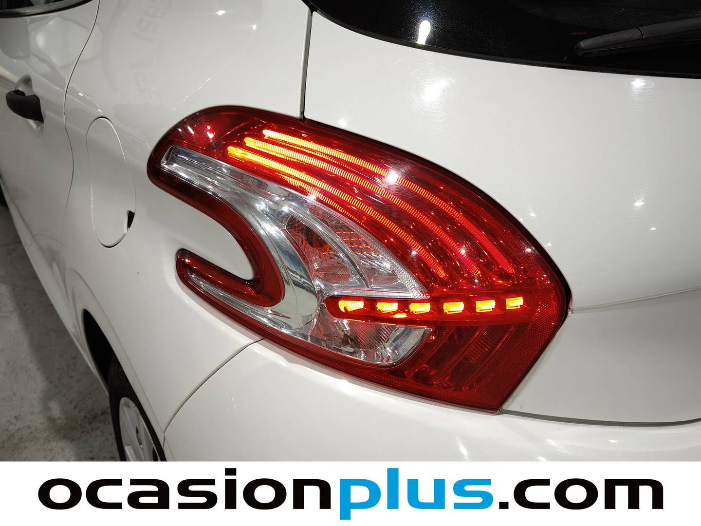 Foto Peugeot 208 Peugeot 208 1.4 HDi Business Line (68 CV)