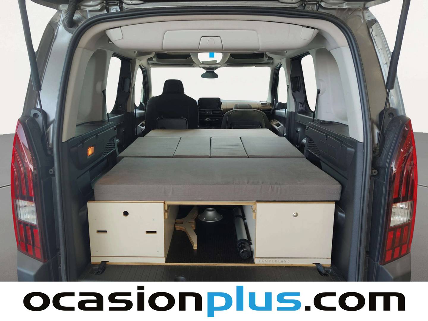 Equipamiento del Peugeot Rifter Peugeot Rifter BlueHDi 130 GT Line Standard (130 CV) Semi-Camperizada 5 Plazas