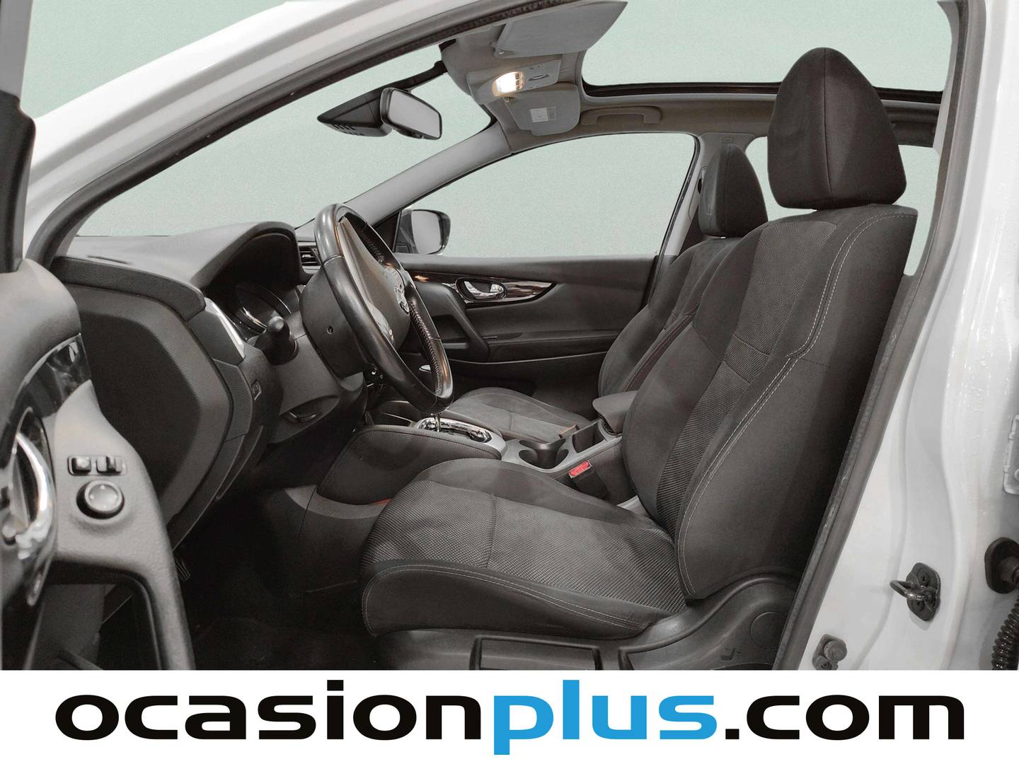 Foto asientos delanteros Nissan QASHQAI Nissan Qashqai 1.6dCi S&S 360 S 4x2 XTRONIC (130 CV)