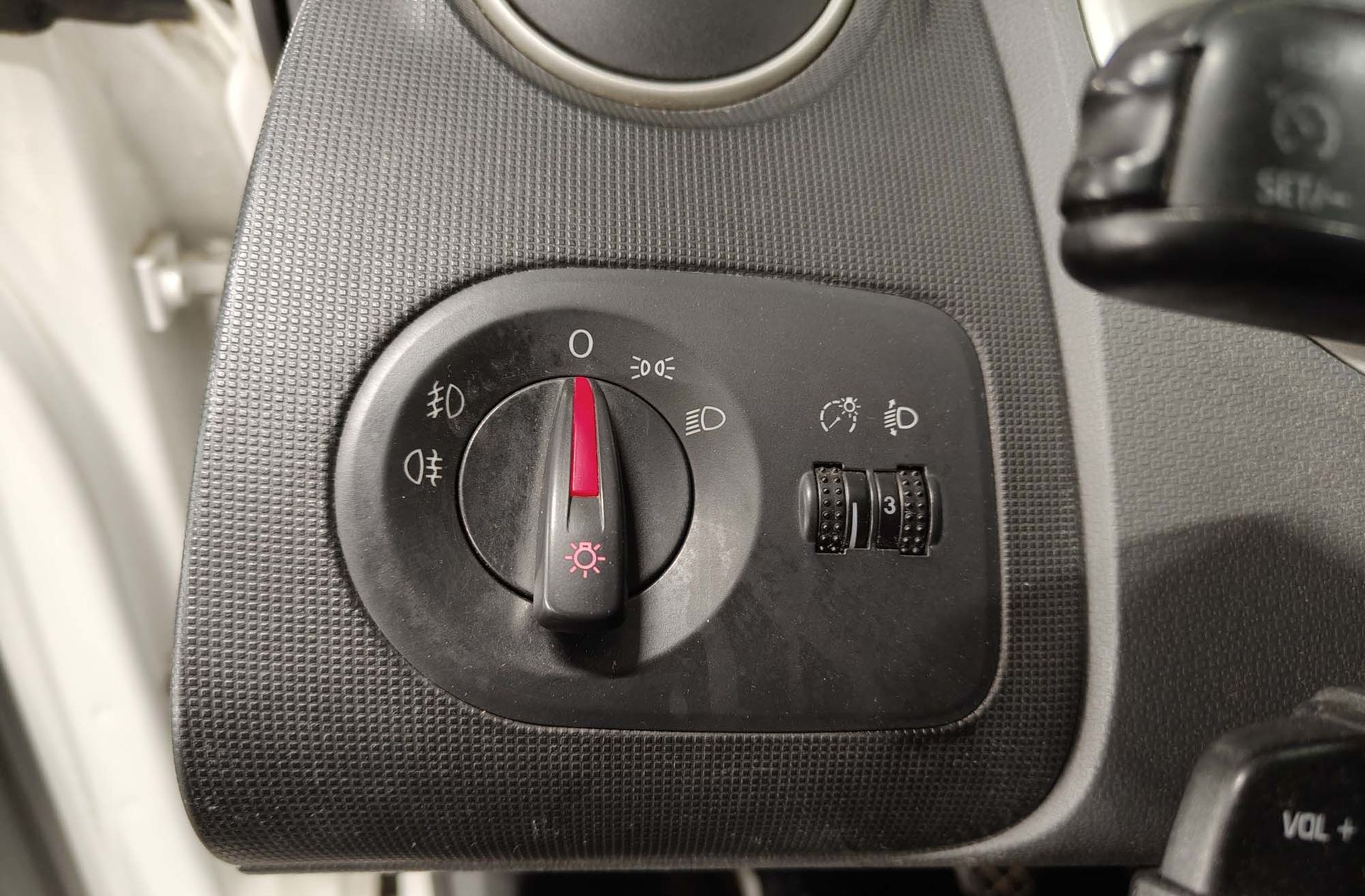 SEAT Ibiza 1.6 TDI DPF Style - foto 19