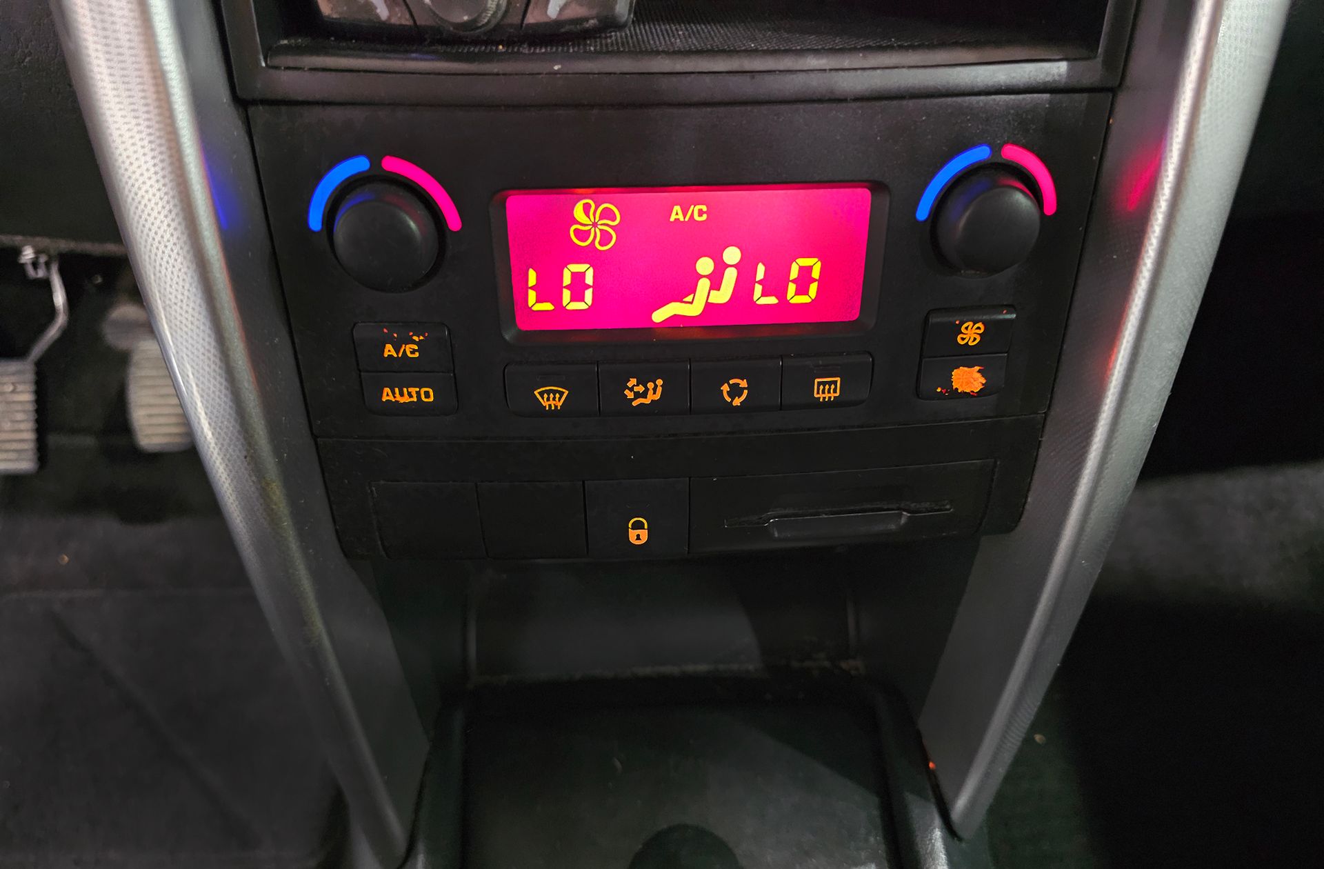 Peugeot 207 1.4 VTi Sport 16v - foto 20