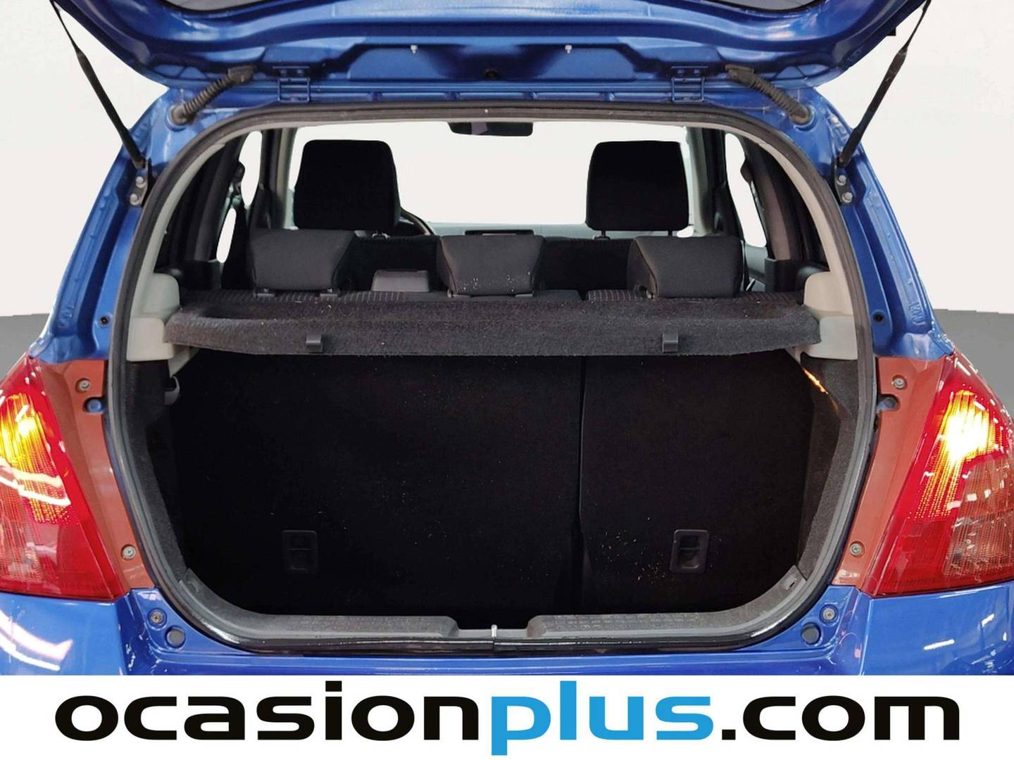 Fotos maletero Suzuki Swift Suzuki Swift 1.3 GL (92 CV)
