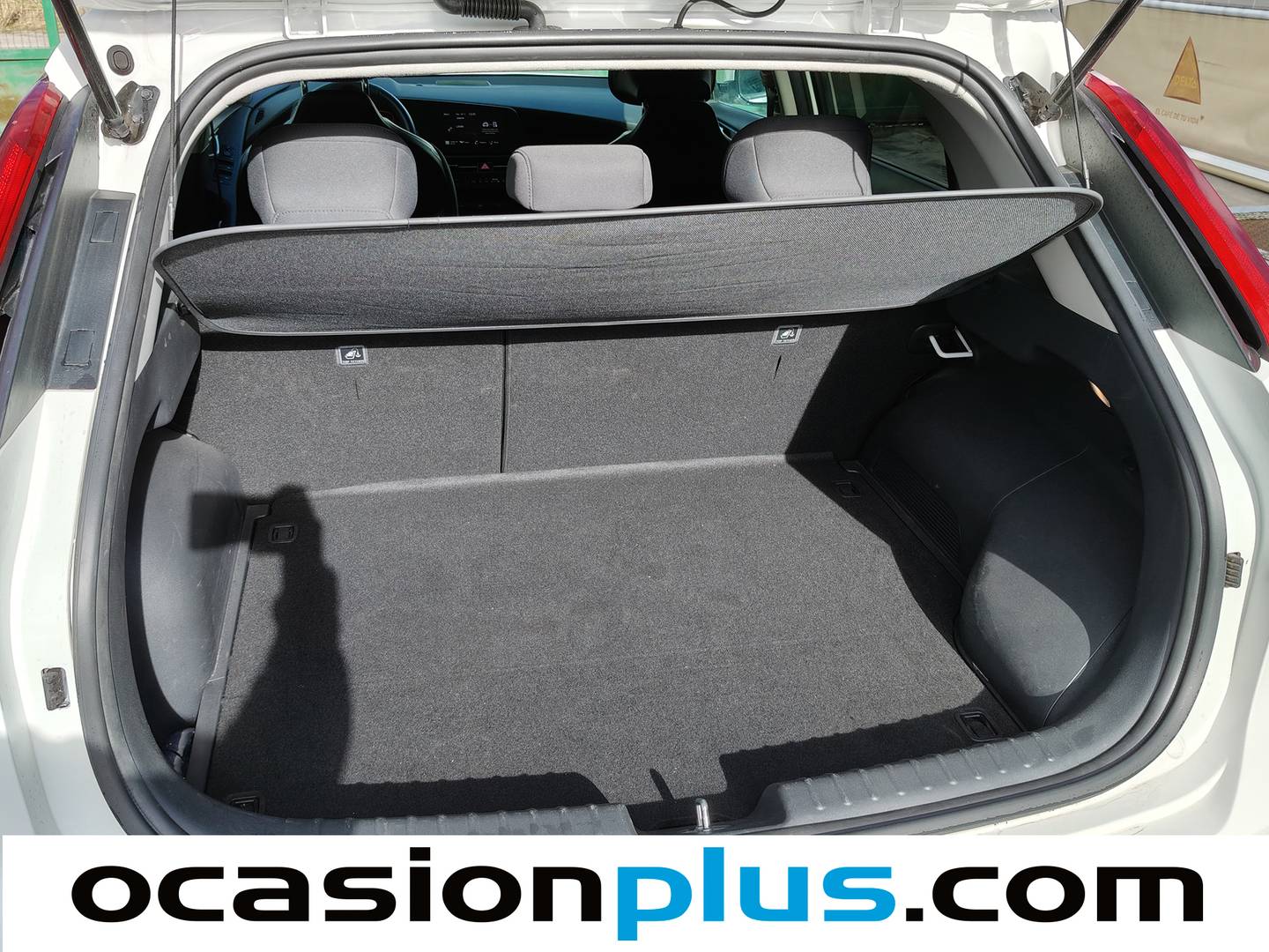 Foto KIA Niro Kia Niro 1.6 GDi PHEV Híbrido Concept  (183 CV)