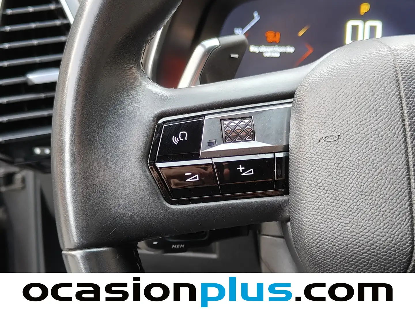 Foto DS DS 7 Crossback DS DS7 Crossback BlueHDi 130 Bastille Auto (130 CV)