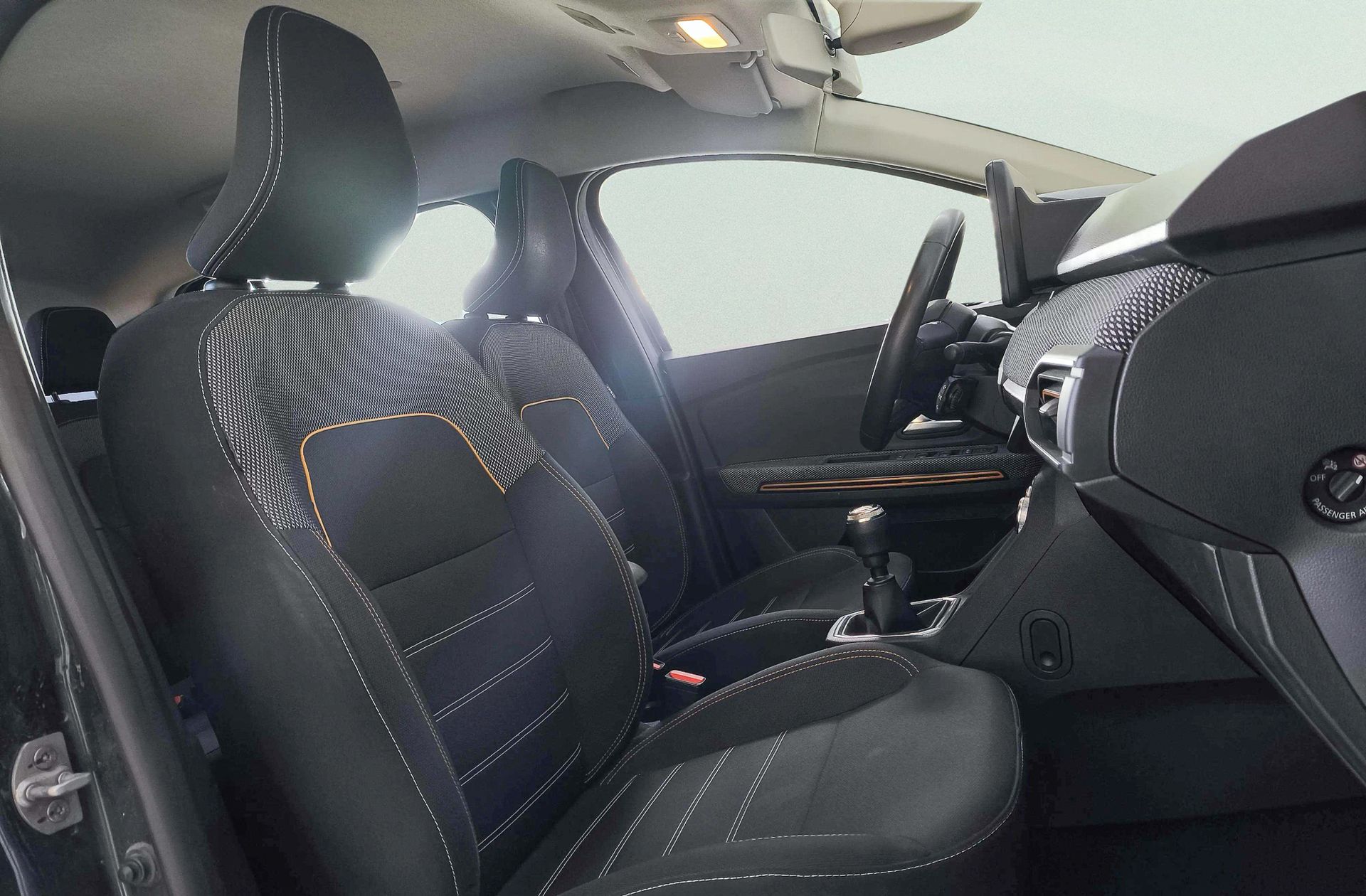 Dacia Sandero Stepway Comfort TCe - foto 17