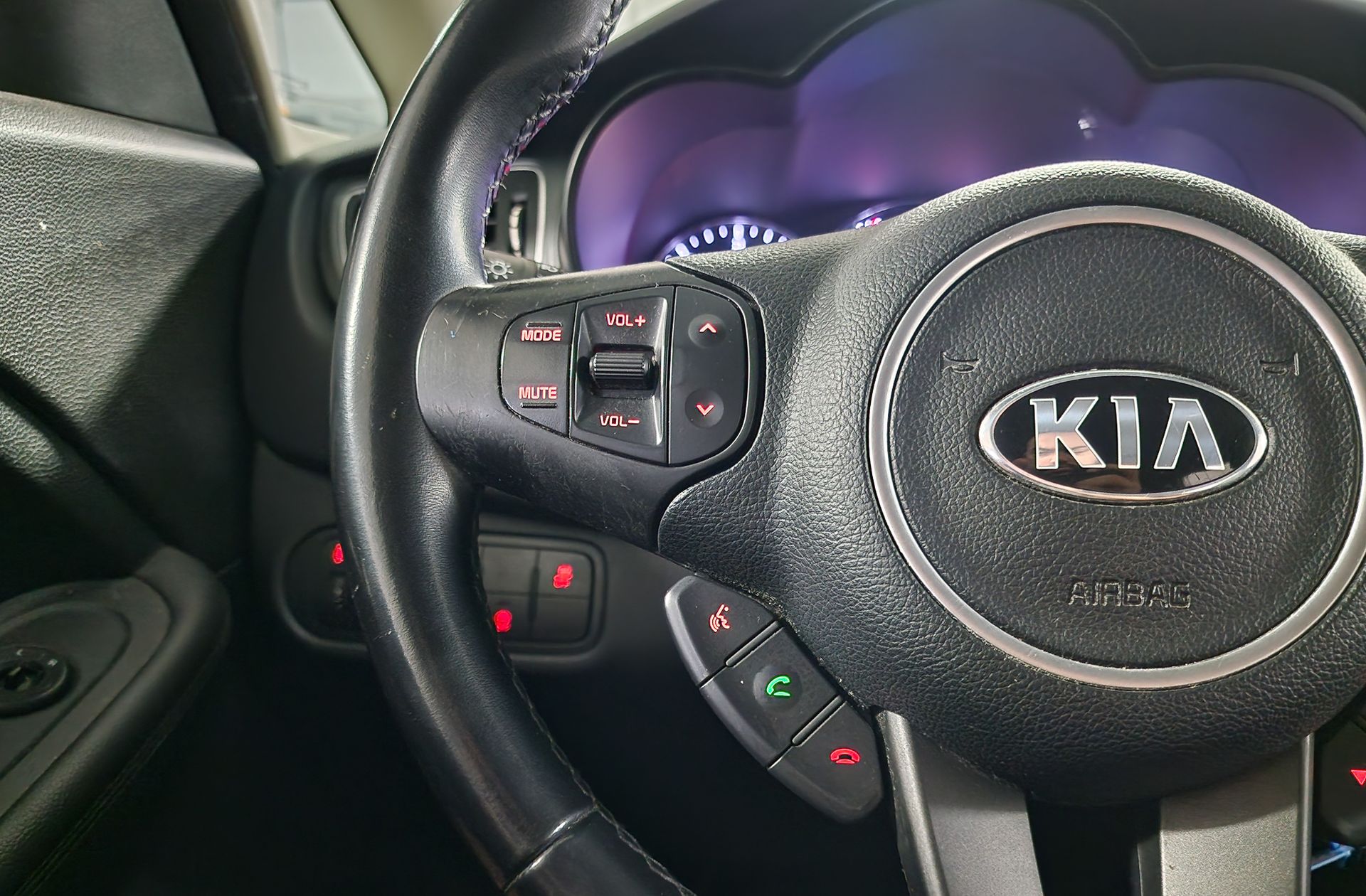 Kia Carens 1.7 CRDi VGT Concept Eco-Dynamics 7 plazas - foto 23