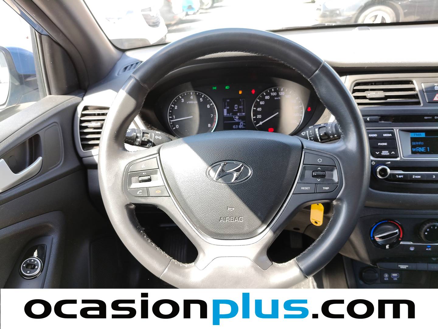 Hyundai i20 Hyundai i20 1.2 MPI Fresh (84 CV) manual