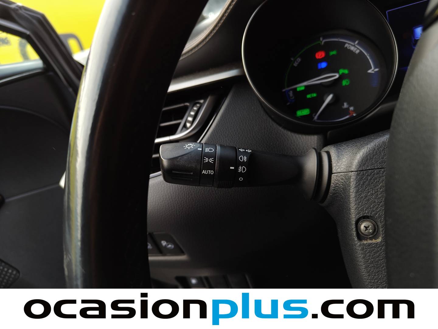 Foto Toyota C-HR Toyota C-HR 1.8 125H Advance (122 CV)