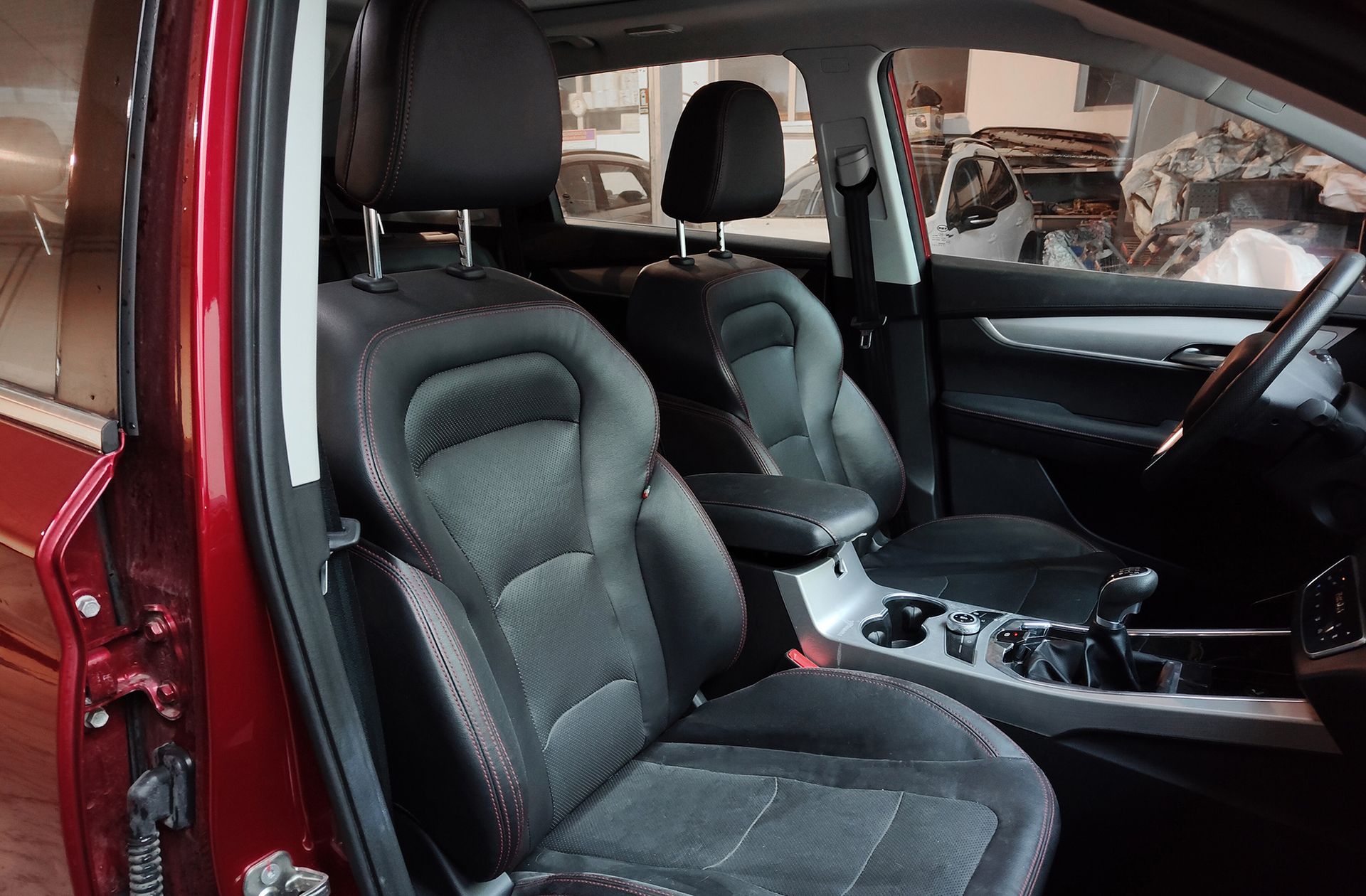 SWM G01 1.5T Luxury - foto 18