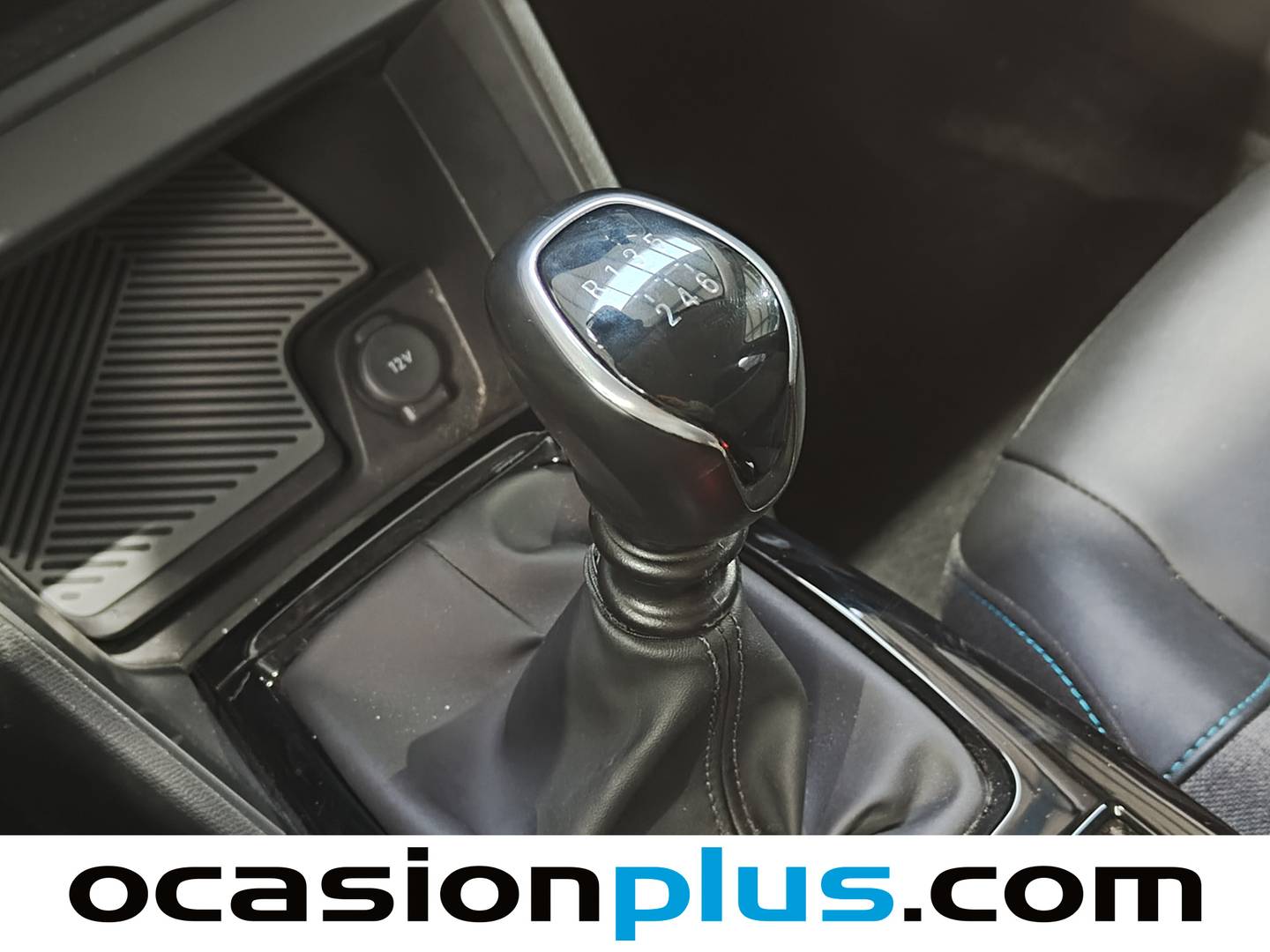 Foto Citroën C4 Citroen C4 PureTech 130 S&S 6v Feel Pack (130 CV)