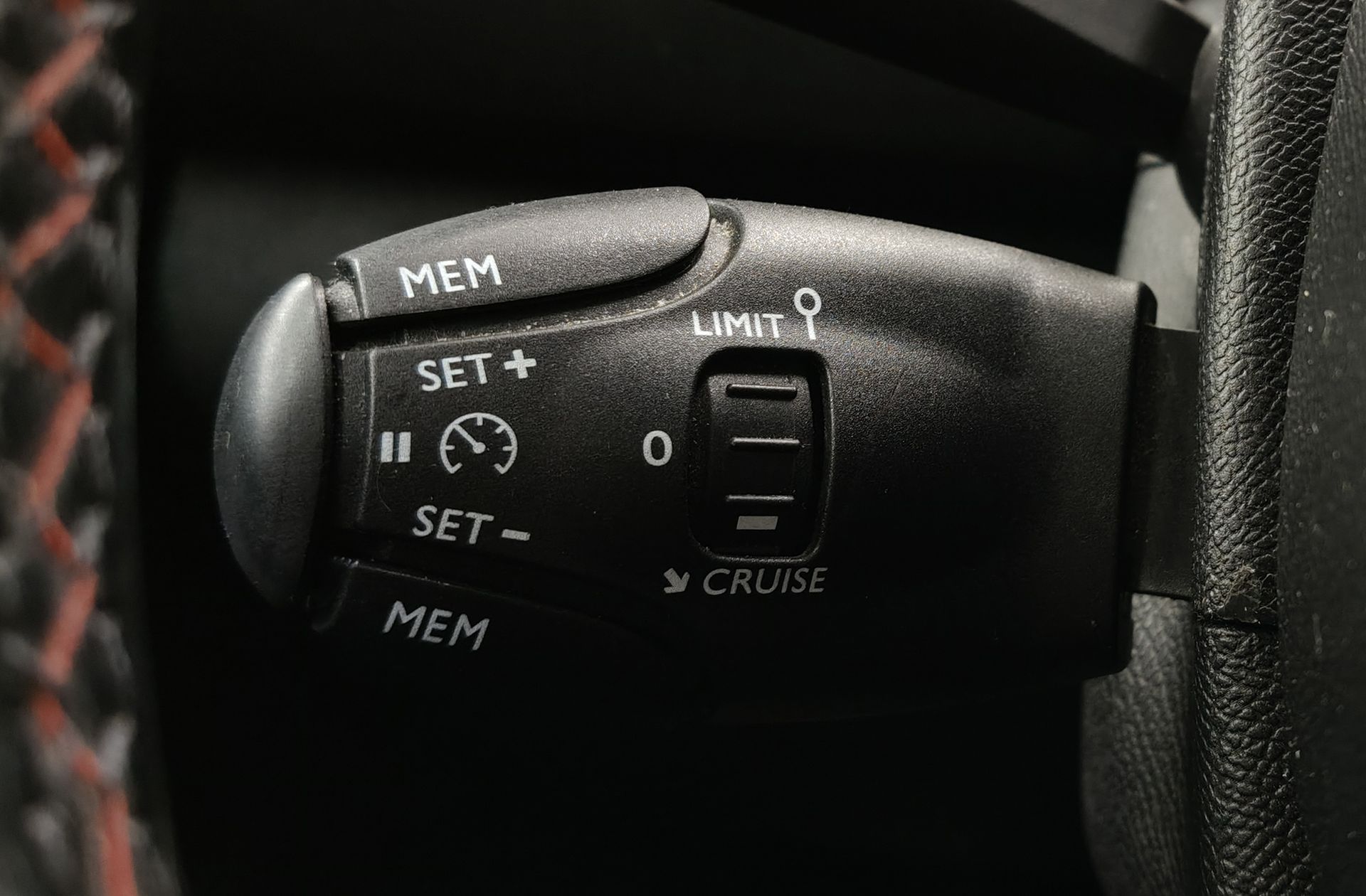 Peugeot 308 1.6 GTI - foto 31