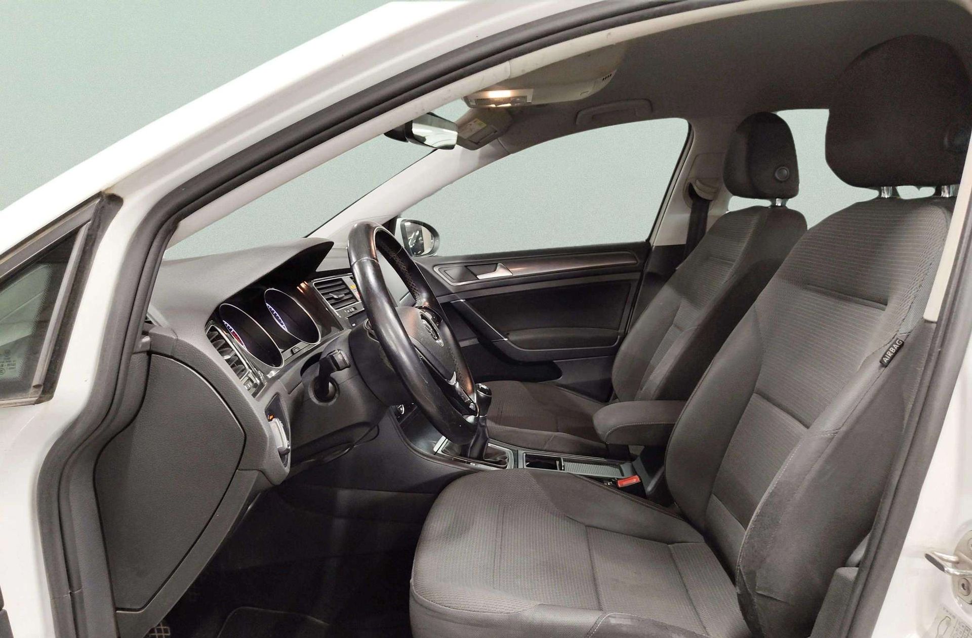 Volkswagen Golf Advance 1.4 TSI - foto 10