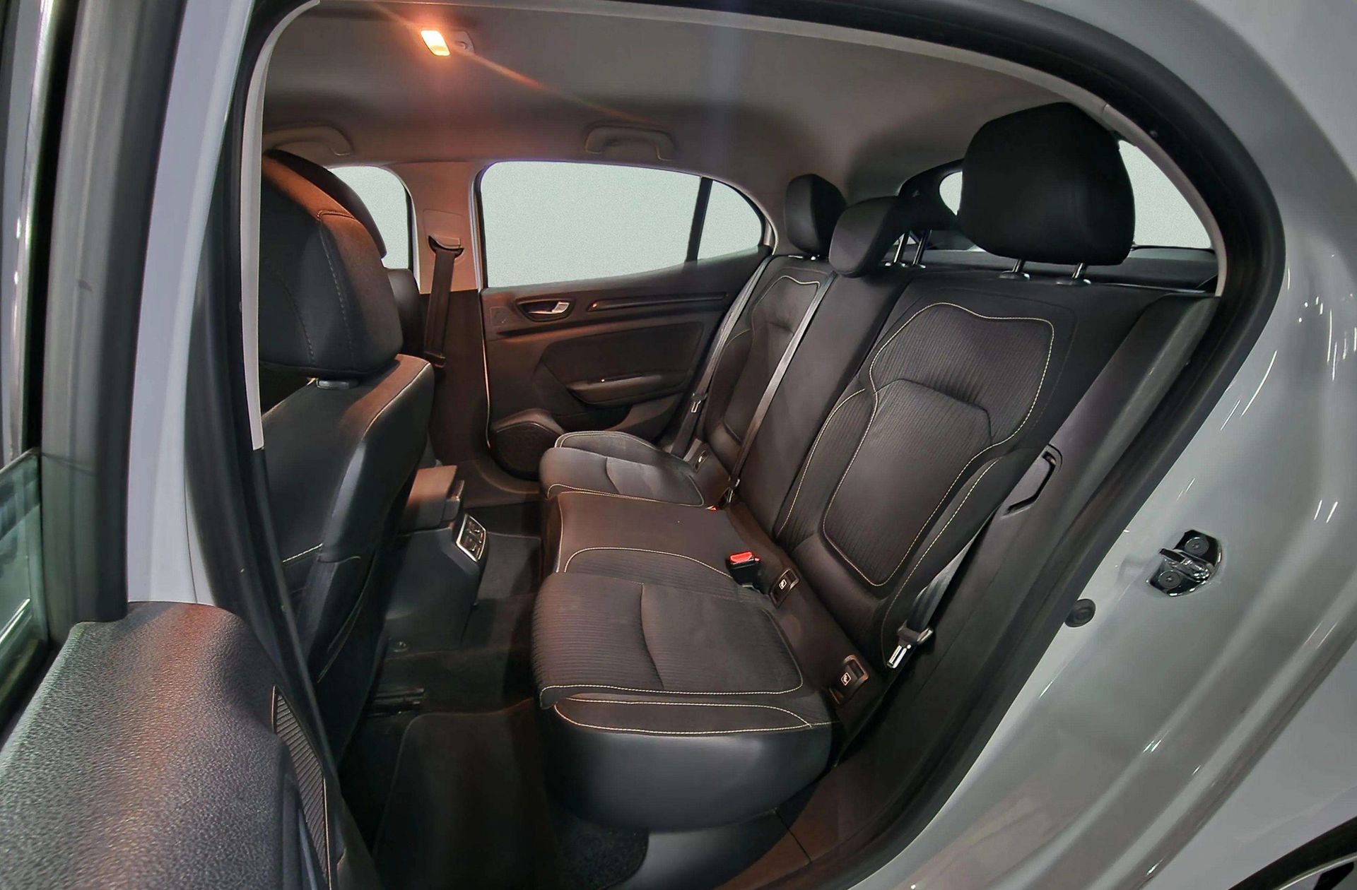 Renault Mégane Intens Energy dCi - foto 9