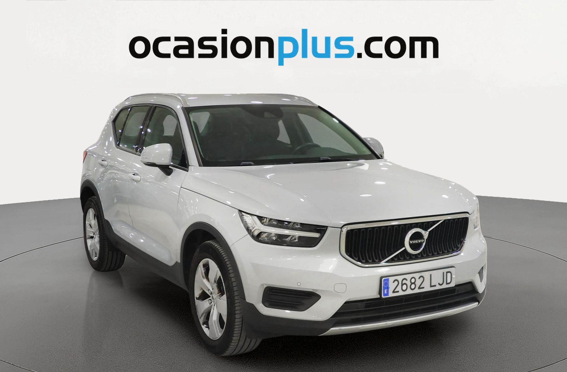 Volvo XC40 T3 Momentum Pro - foto 2
