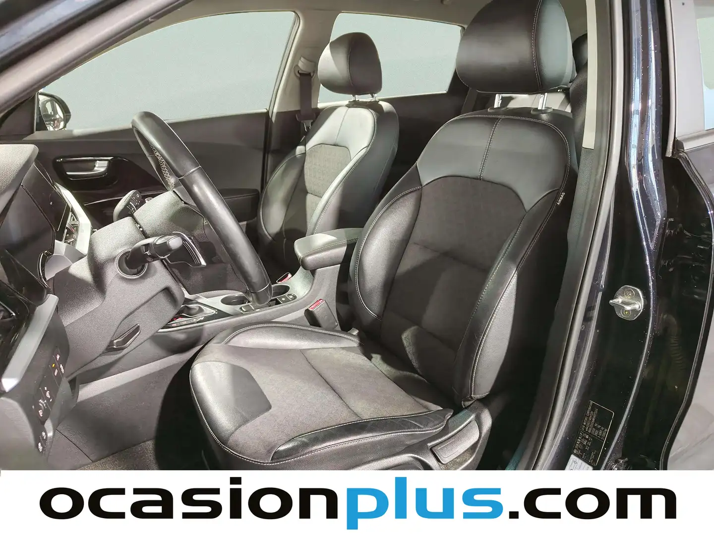 Foto KIA Niro Kia Niro 1.6 GDi PHEV Drive (141 CV)