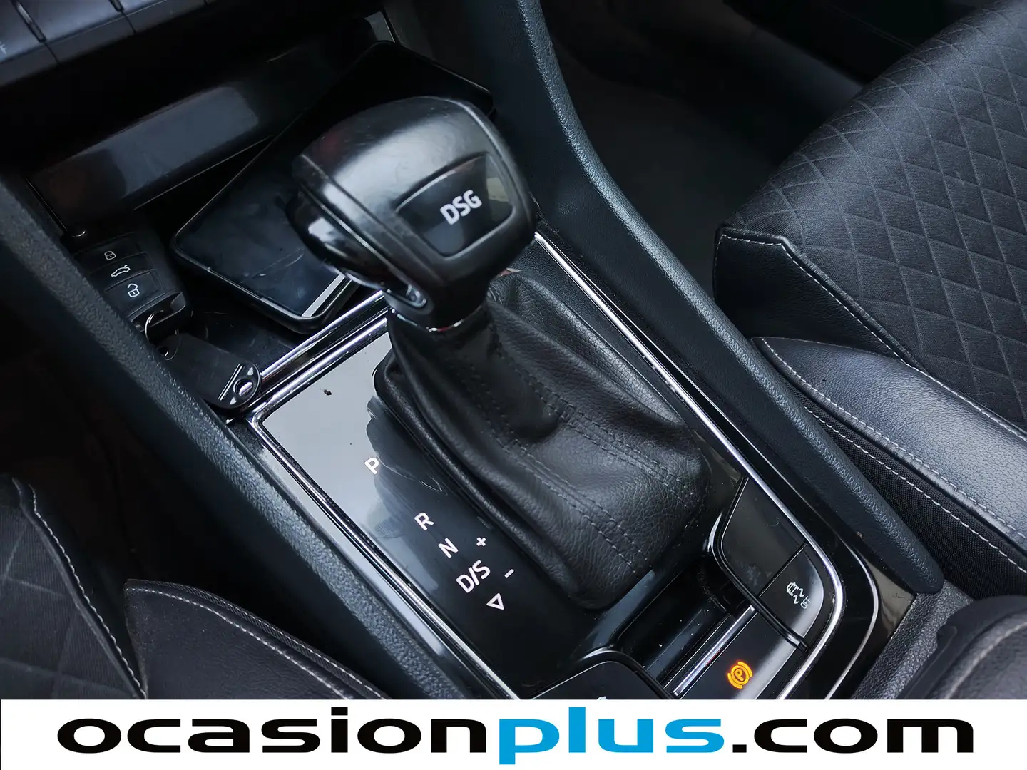 Foto Skoda Karoq Skoda Karoq 1.5 TSI ACT Style DSG (150 CV)