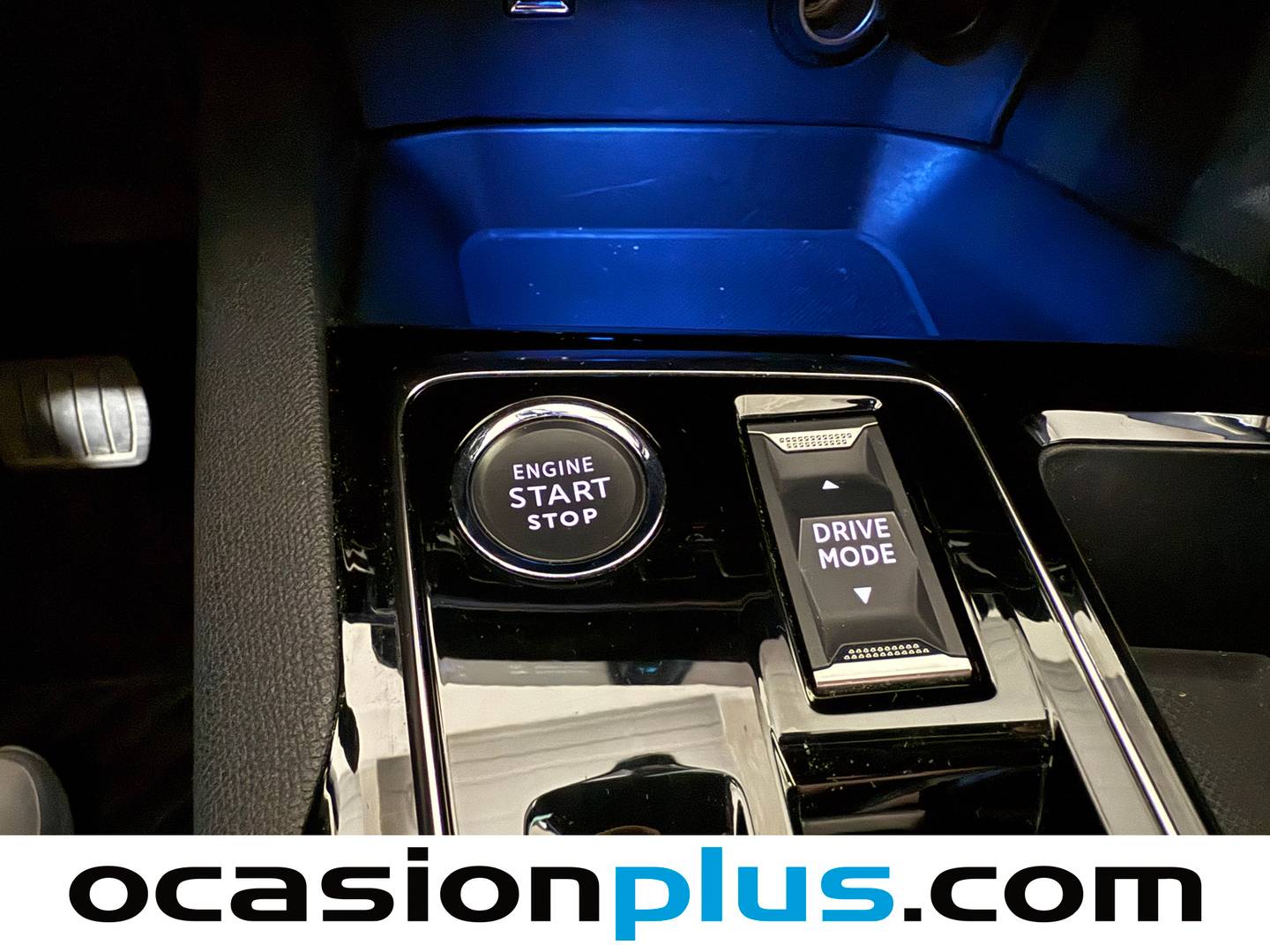 Peugeot 3008 Hybrid Peugeot 3008 Hybrid 225 Allure Pack e-EAT8 (225 CV) seminuevo