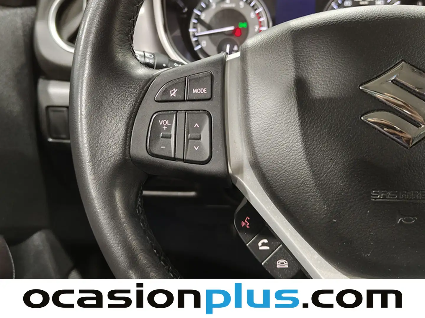 Foto Suzuki Vitara Suzuki Vitara 1.4 Turbo Mild Hybrid GLE 4WD (129 CV)