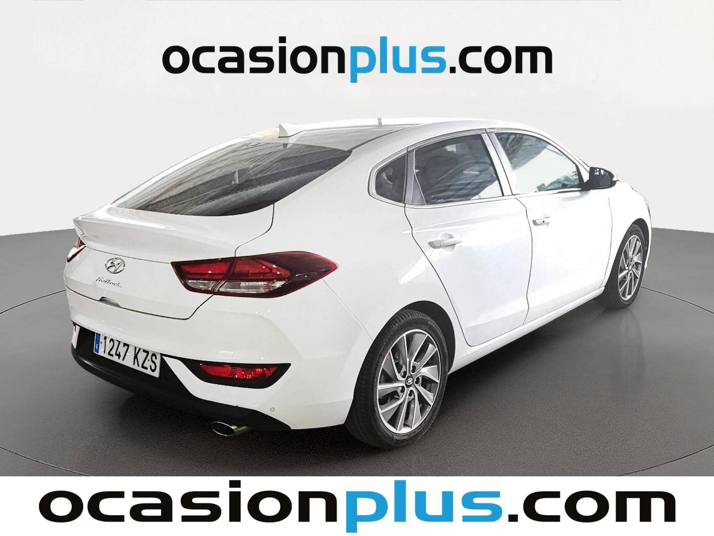 Foto trasera Hyundai i30 Hyundai i30 Fastback 1.4 TGDI Tecno (140 CV) derecha