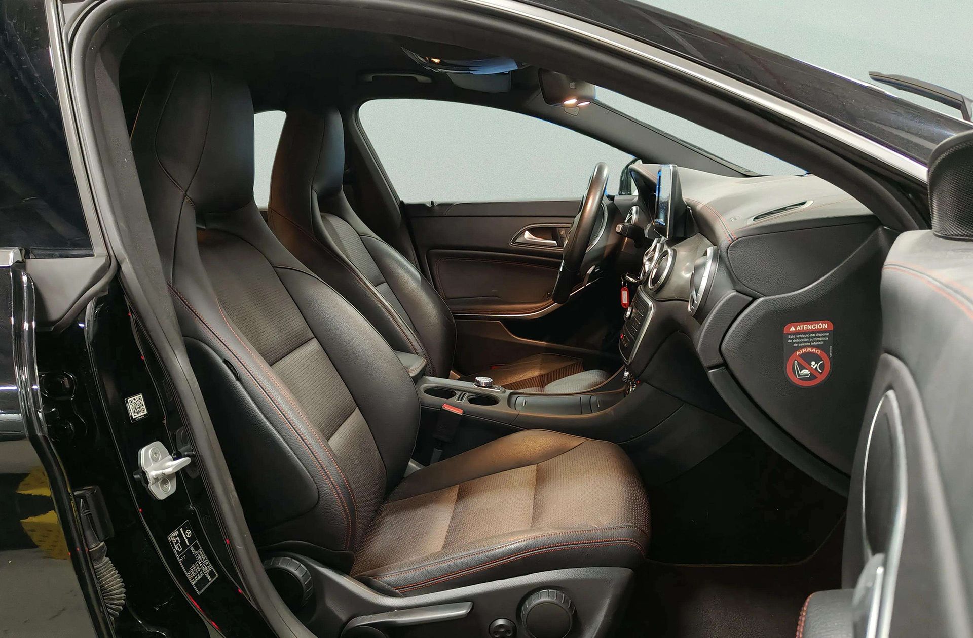 Mercedes-Benz CLA 250 Pack AMG - foto 22