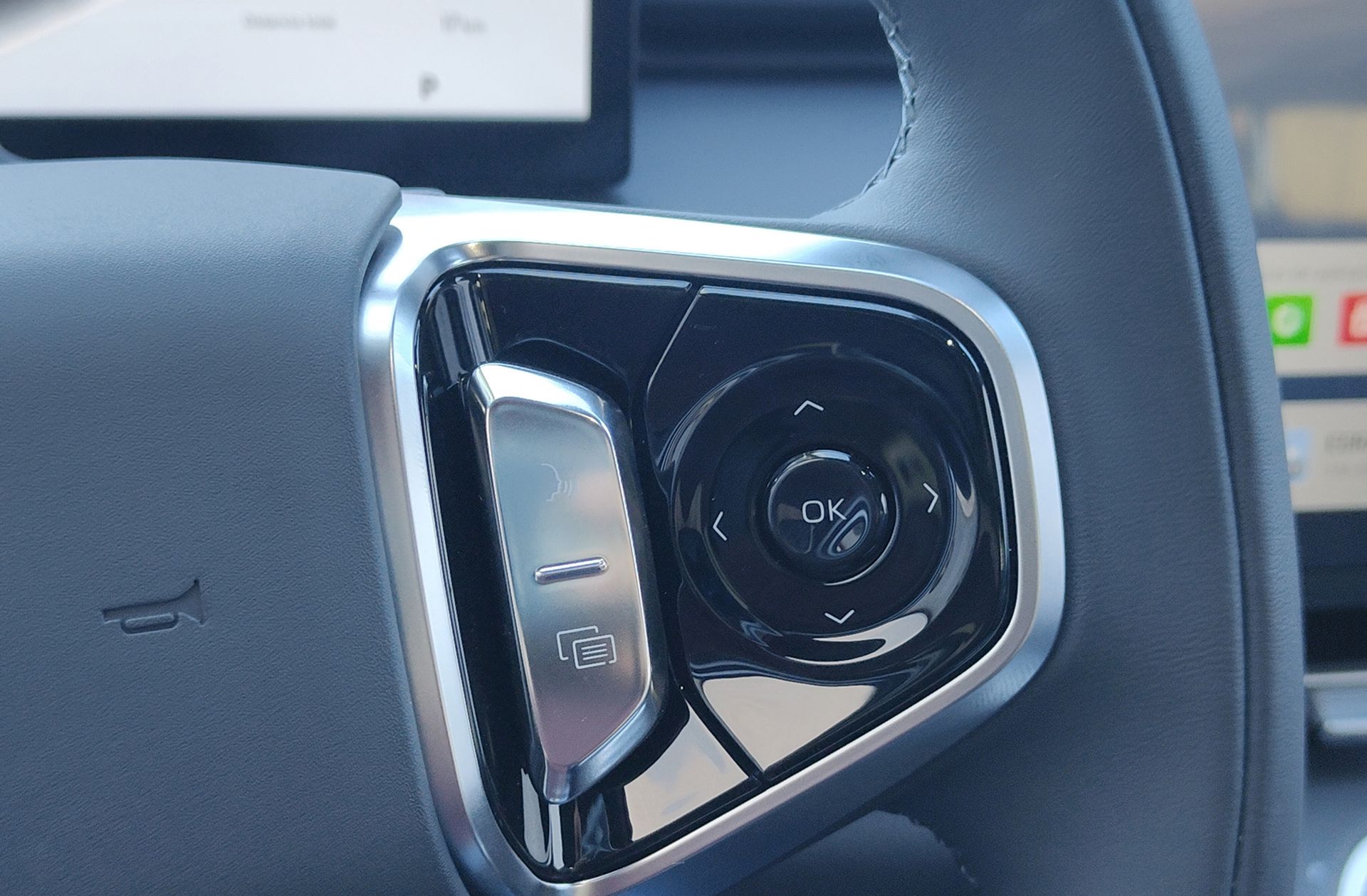 Geely Starray EM-i 1.5 PHEV Pro - foto 26
