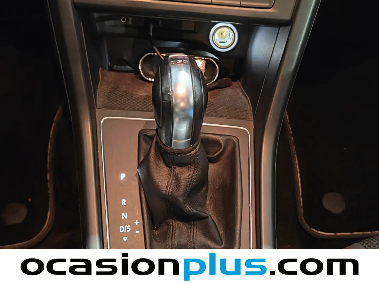 Foto Volkswagen Touran Volkswagen Touran Business 1.6 TDI (115 CV) DSG 7 Plazas