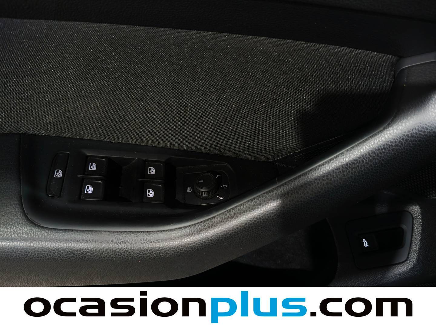 Foto Volkswagen Passat Volkswagen Passat Business 2.0 TDI (122 CV) DSG