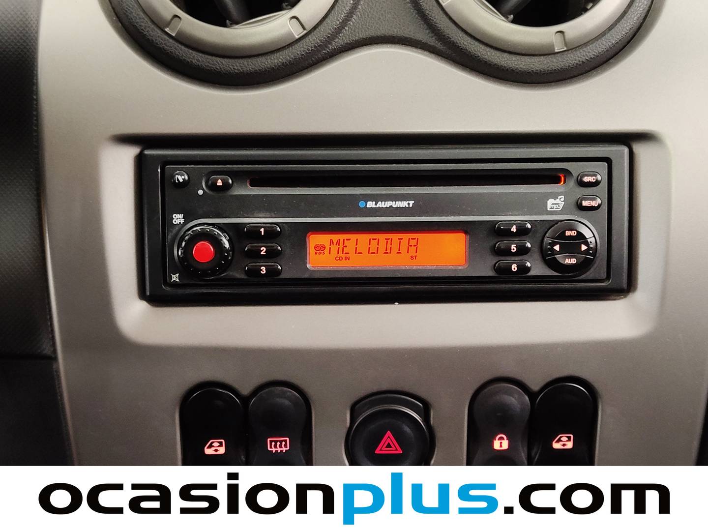 Extras y acabados del Dacia Sandero Dacia Sandero dCi 90 Stepway (90 CV)