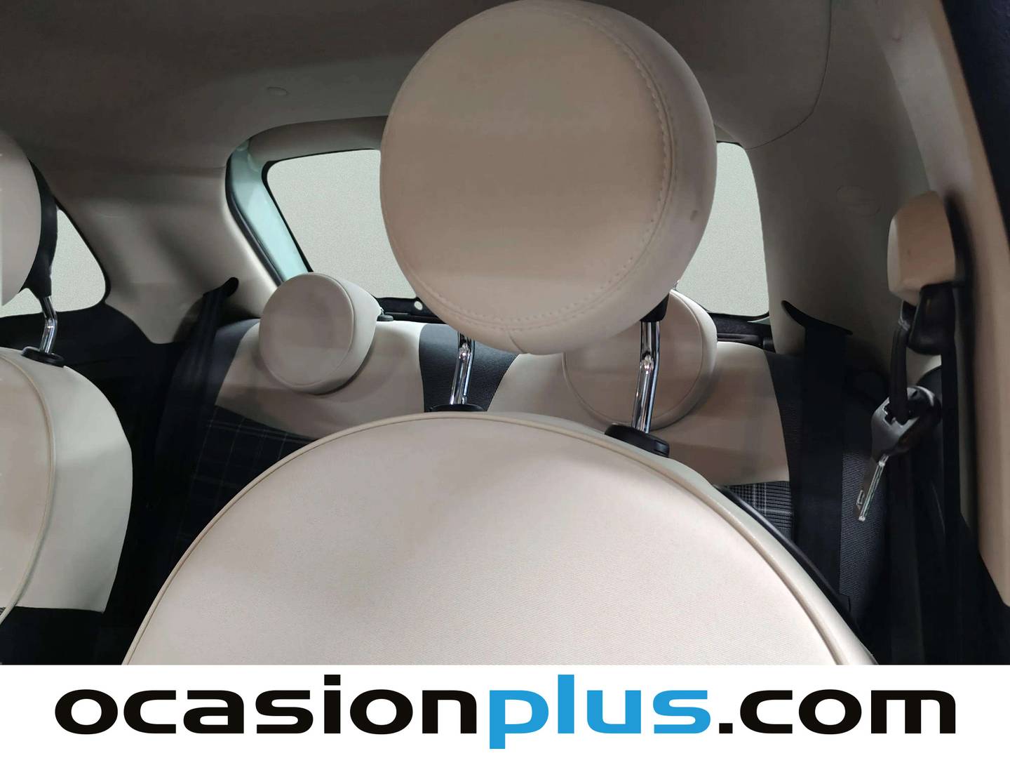 Equipamiento del Fiat 500 Fiat 500 1.0 6v GSE Lounge (70 CV)