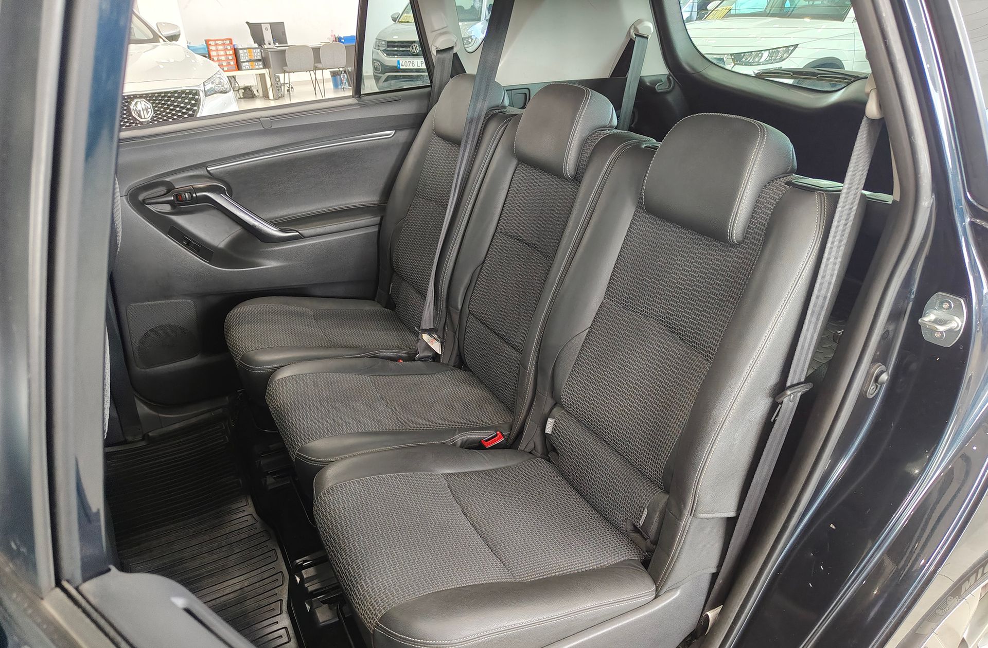 Toyota Verso 140 M-DRV Advance Multidrive 7 plazas - foto 13