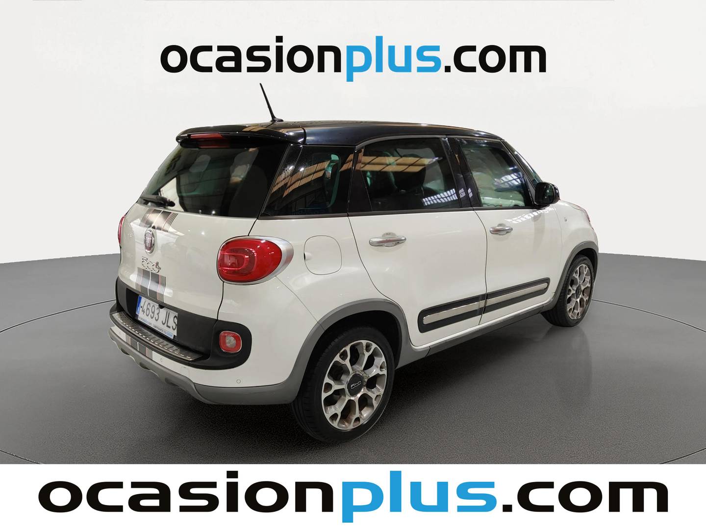 Foto trasera Fiat 500L Fiat 500L 1.6 16v Multijet II S&S Trekking (120 CV) derecha