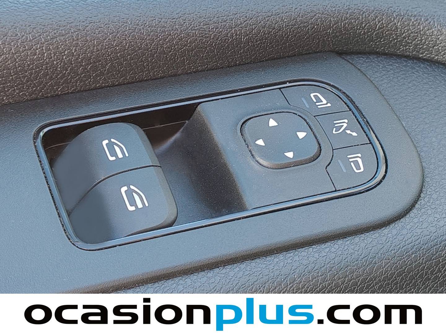 Foto Mercedes Sprinter Mercedes-Benz Sprinter Furgon 211 CDI CORTO 3.0T (114 CV) Camper