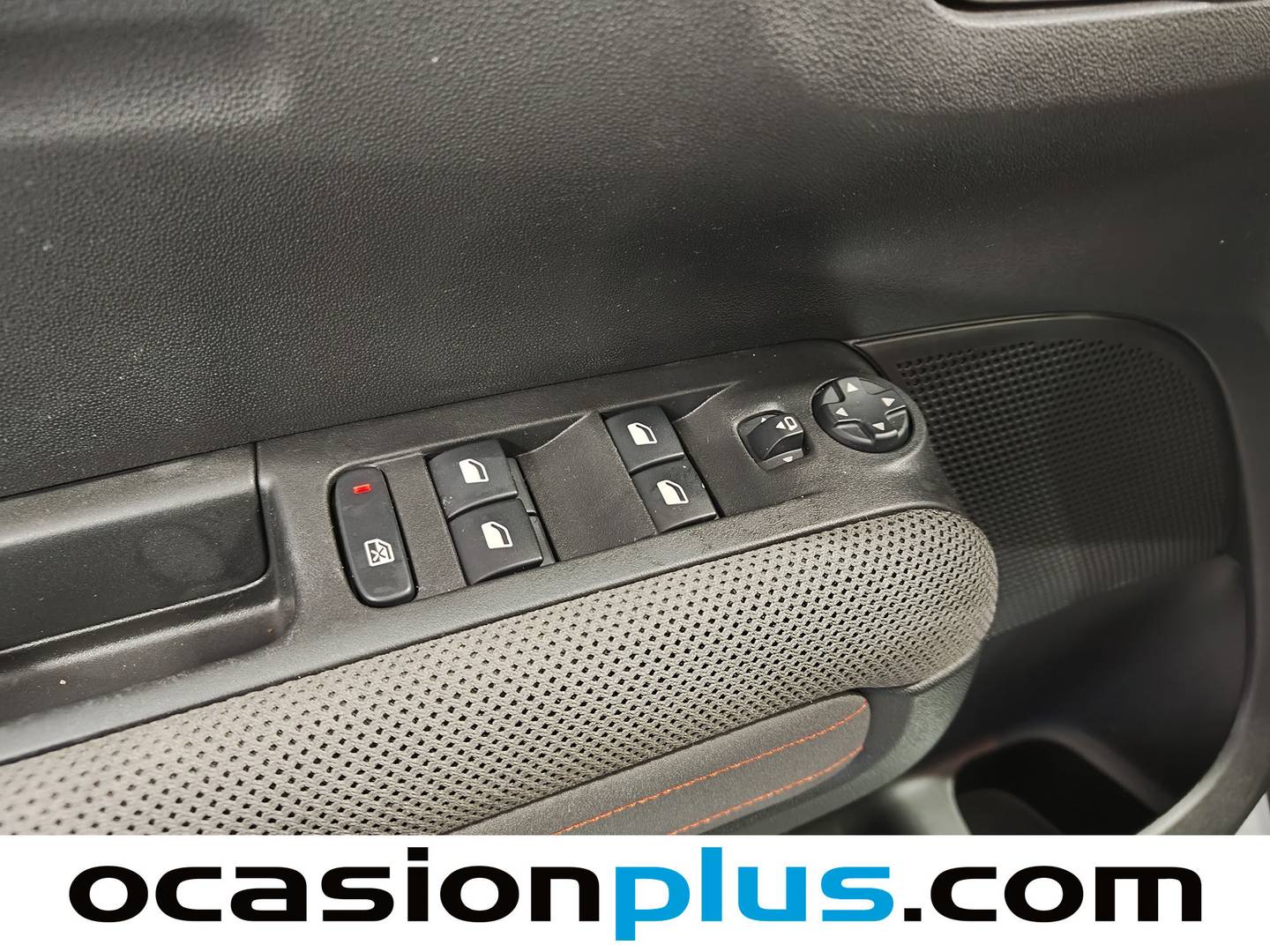 Foto Citroën C3 Aircross Citroen C3 Aircross PureTech 110 S&S Shine (110 CV)