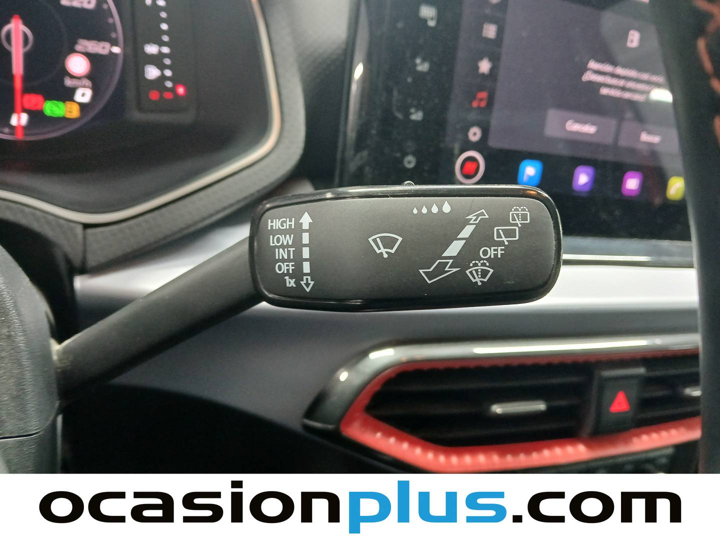 Seat Arona SEAT Arona 1.5 TSI FR XL DSG (150 CV) gasolina